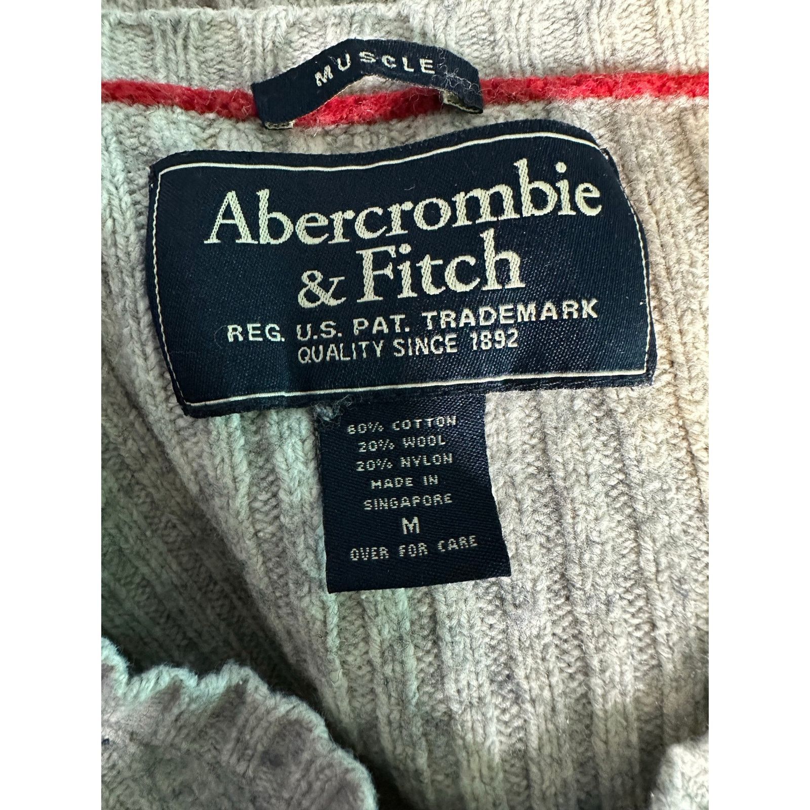 Abercrombie & Fitch Abercrombie & Fitch Long Sleeves Muscle Sweater size Medium Size US M / EU 48-50 / 2 - 3 Thumbnail