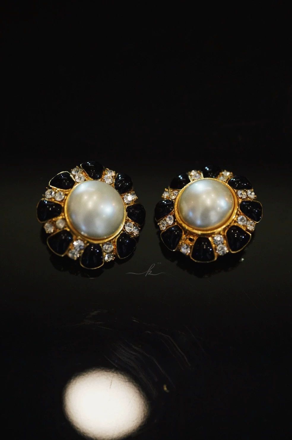 Chanel Chanel Vtg Black Glass Pearl Crystal Clip Earrings Size ONE SIZE - 3 Thumbnail