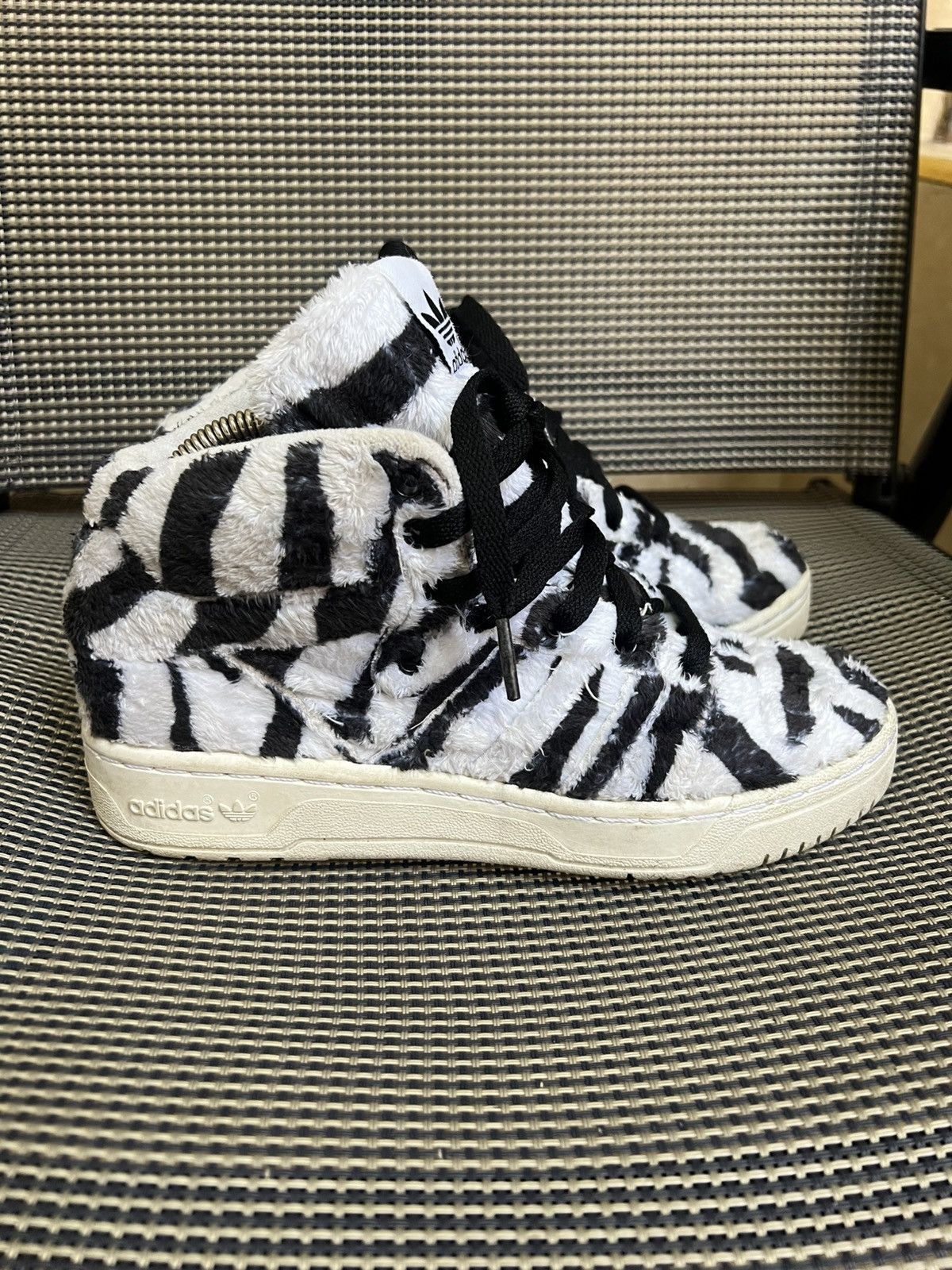 Adidas Adidas Jeremy Scott White Tiger Size US 5 / EU 37 - 4 Thumbnail