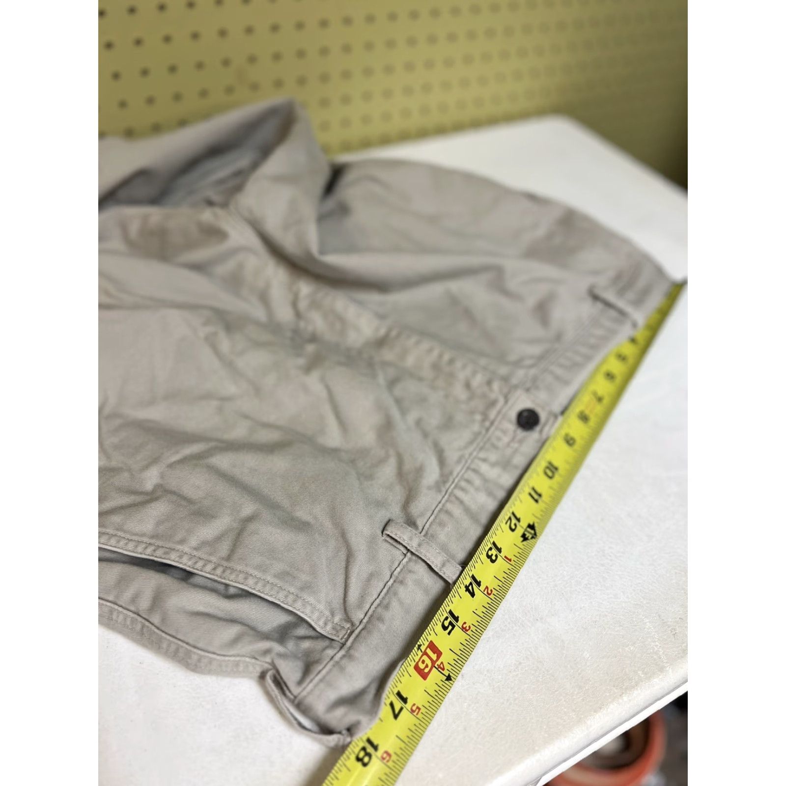 Vintage Woolrich Pants Khaki Tan Plaid Flannel Lined Men's 36x30 Flat Front Workwear 5-Pocket Design Zip Button Beige Cotton Size US 36 / EU 52 - 5 Thumbnail