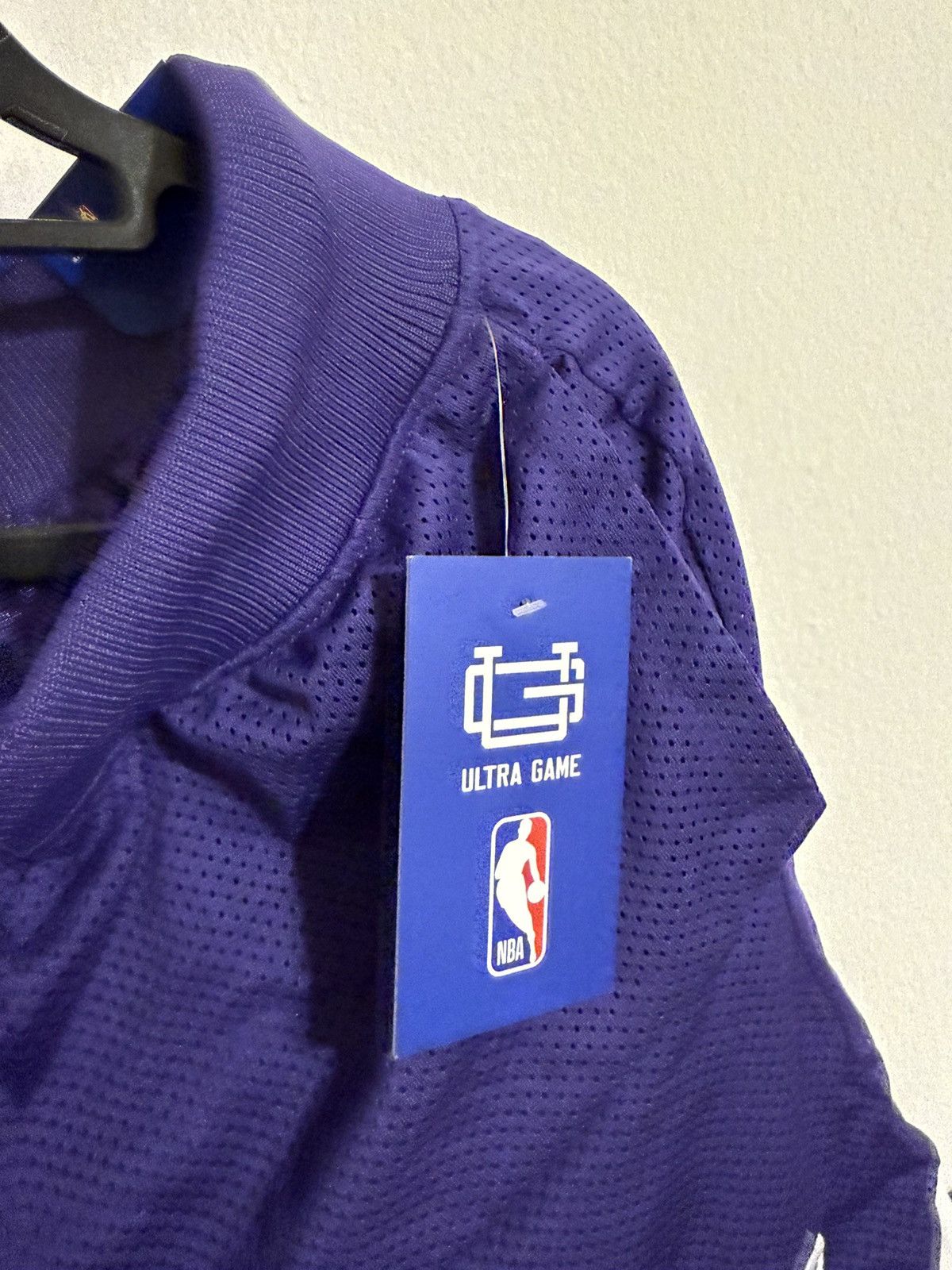 NBA Los Angeles Lakers Shorts Size US 32 / EU 48 - 4 Thumbnail
