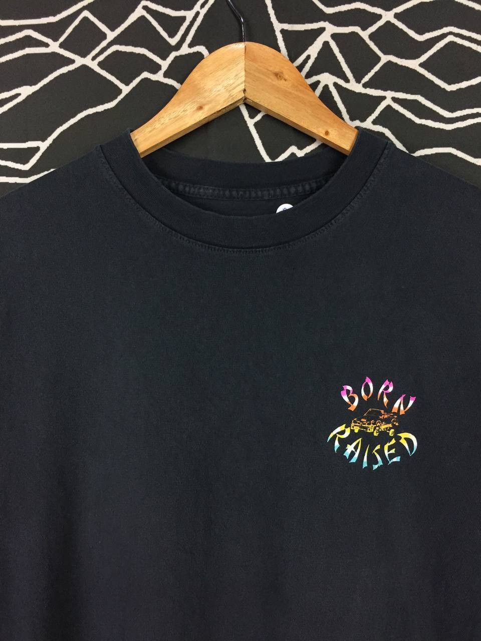 Born X Raised × Vintage Born x Raised Broken Car Graphic Tee Size S Size US S / EU 44-46 / 1 - 6 Thumbnail