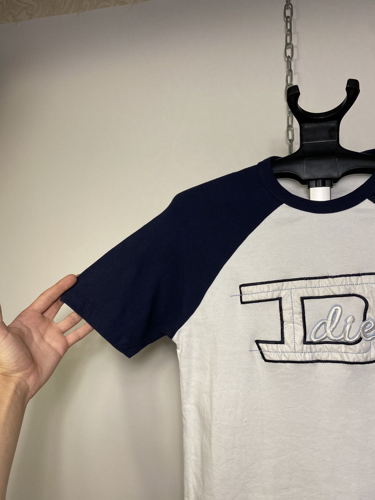 Diesel Vintage Diesel Embroidered Big Logo Y2k Hype T-shirt Tee Size US S / EU 44-46 / 1 - 5 Thumbnail
