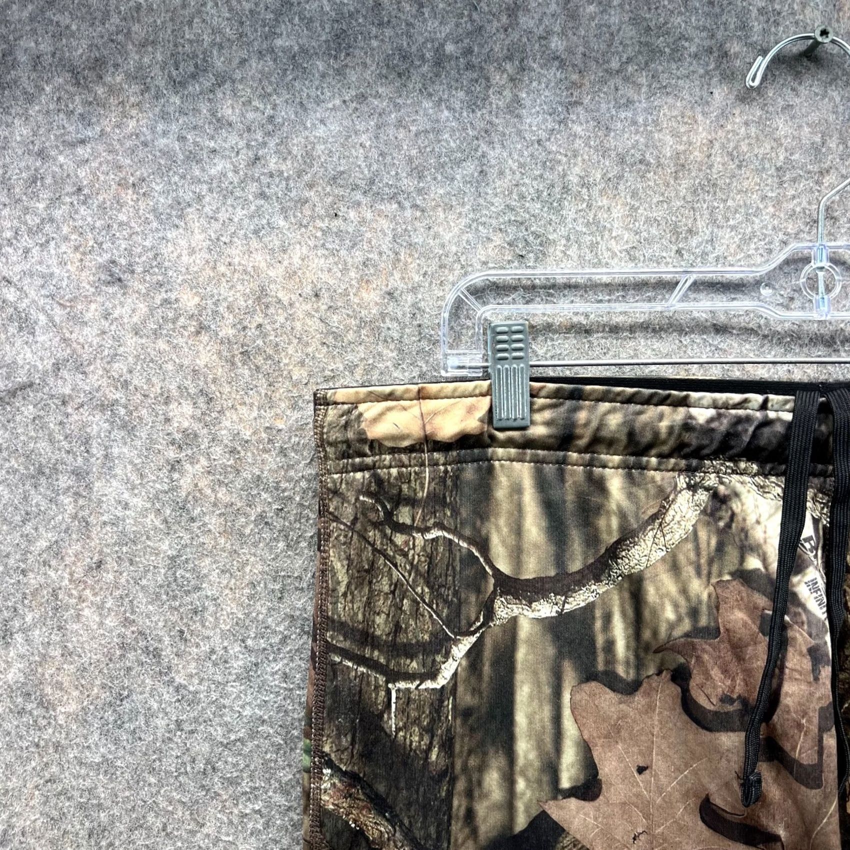 Vintage VINTAGE Russell Sweatpants? (No, not vintage) Russell Sweatpants Men XL Reeltree Camouflage Mossy Oak Dri Power Huntingr Size US 36 / EU 52 - 7 Thumbnail