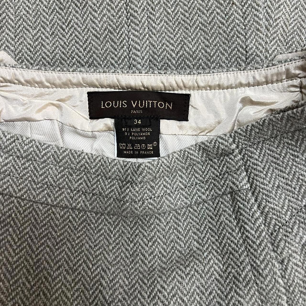 Louis Vuitton Louis Vuitton Women's Grey Skirt Size 28" / US 6 / IT 42 - 3 Thumbnail
