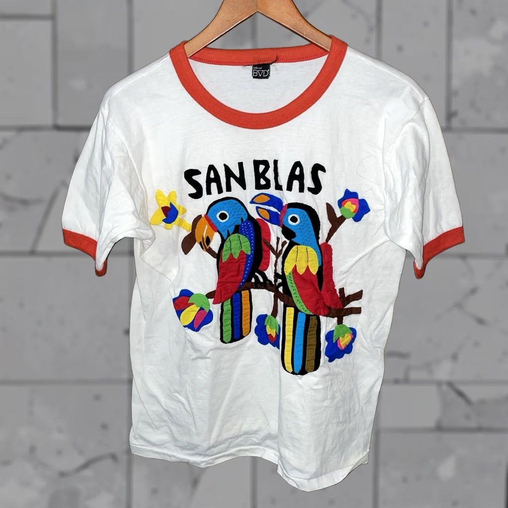 Vintage VINTAGE B.V.D T-Shirt Mens Size L White Bird Embroidered San Blas Graphic Tee Mens L White Bird Embroidered Size US L / EU 52-54 / 3 - 1 Thumbnail