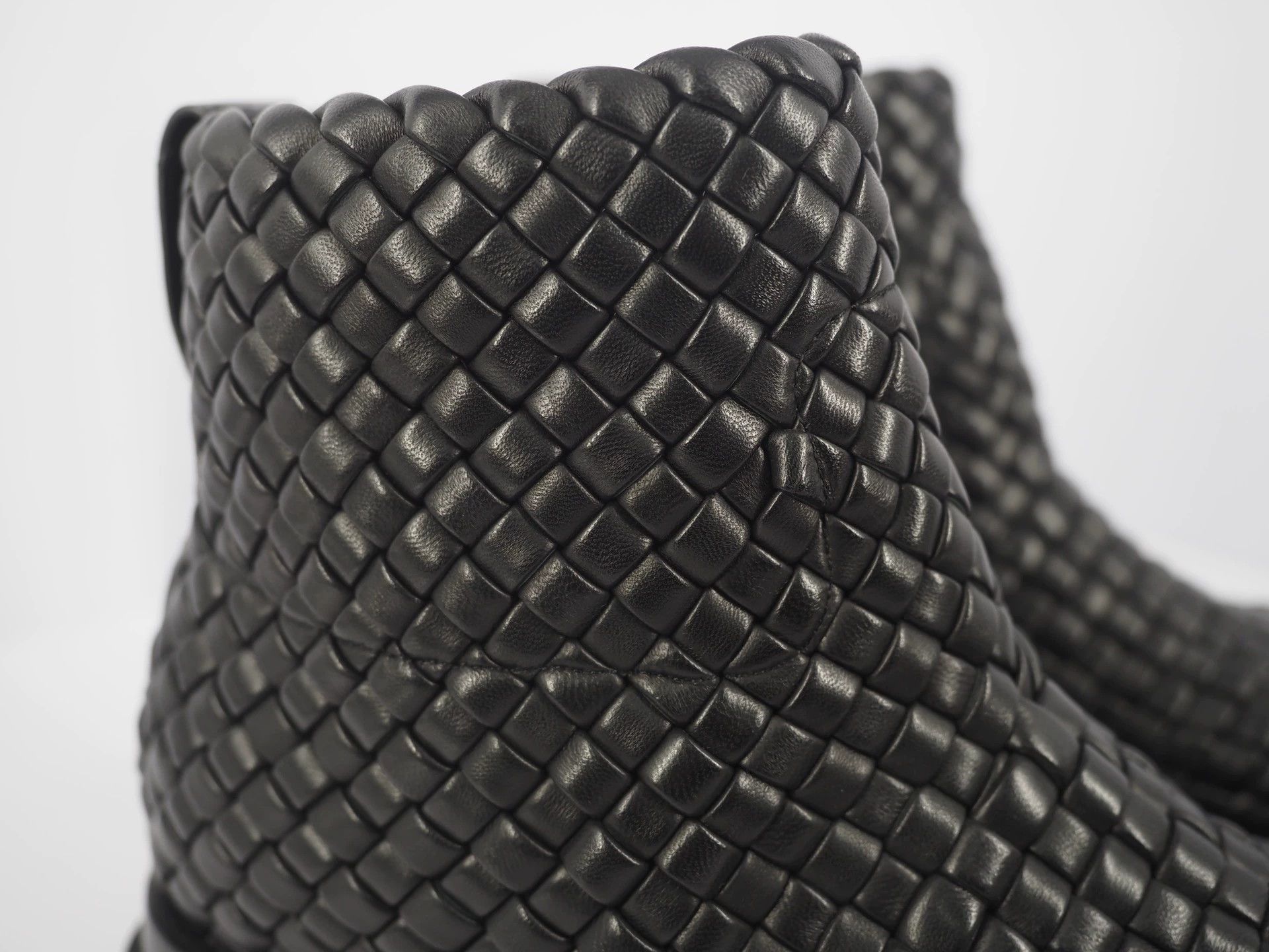 Bottega Veneta Bottega Veneta Lido Weave Lug Ankle Boots Size US 5.5 / EU 38 - 4 Thumbnail