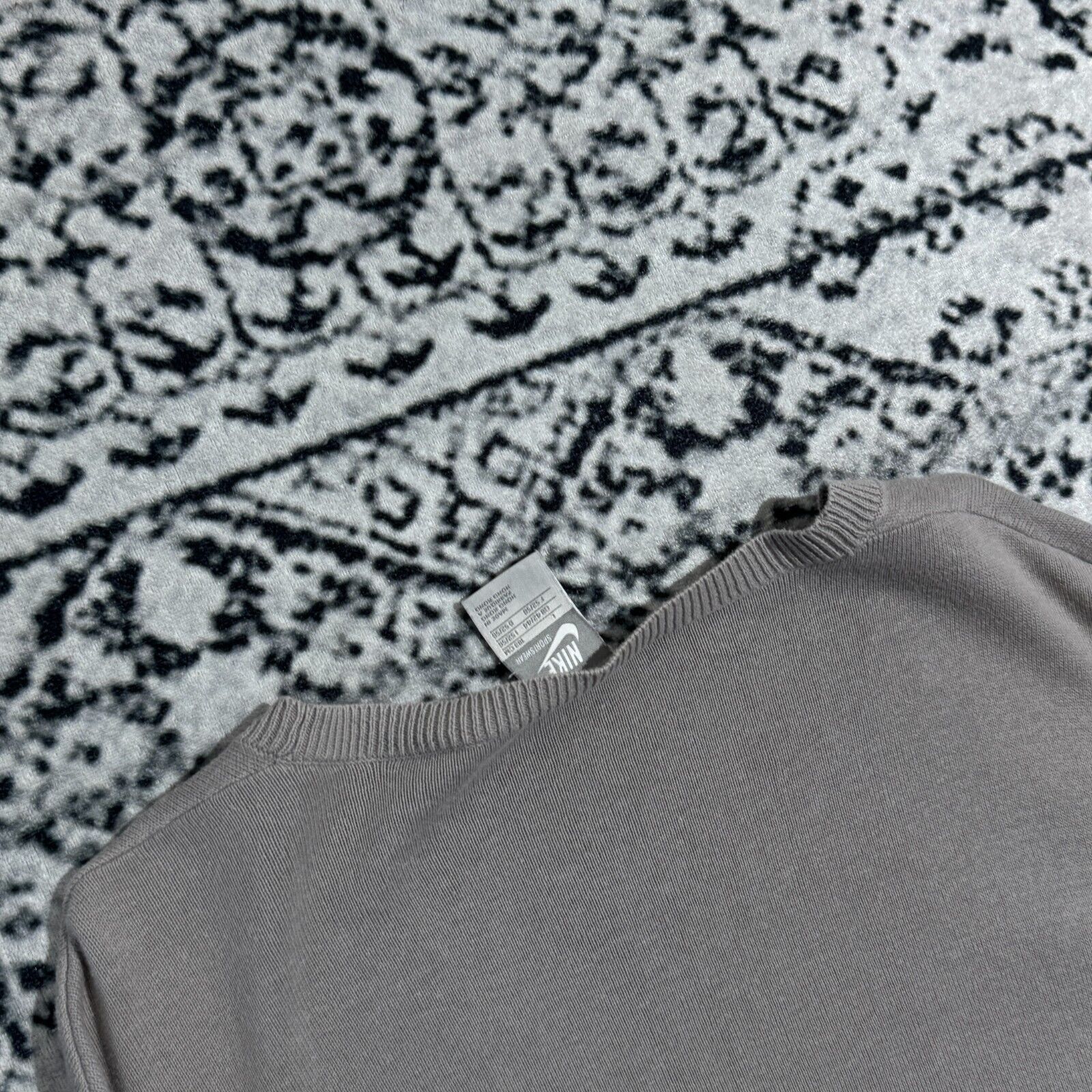 Nike × Vintage Vintage Nike Unisex Gray Cotton Sweater Cardigan Size L Size US L / EU 52-54 / 3 - 16 Thumbnail