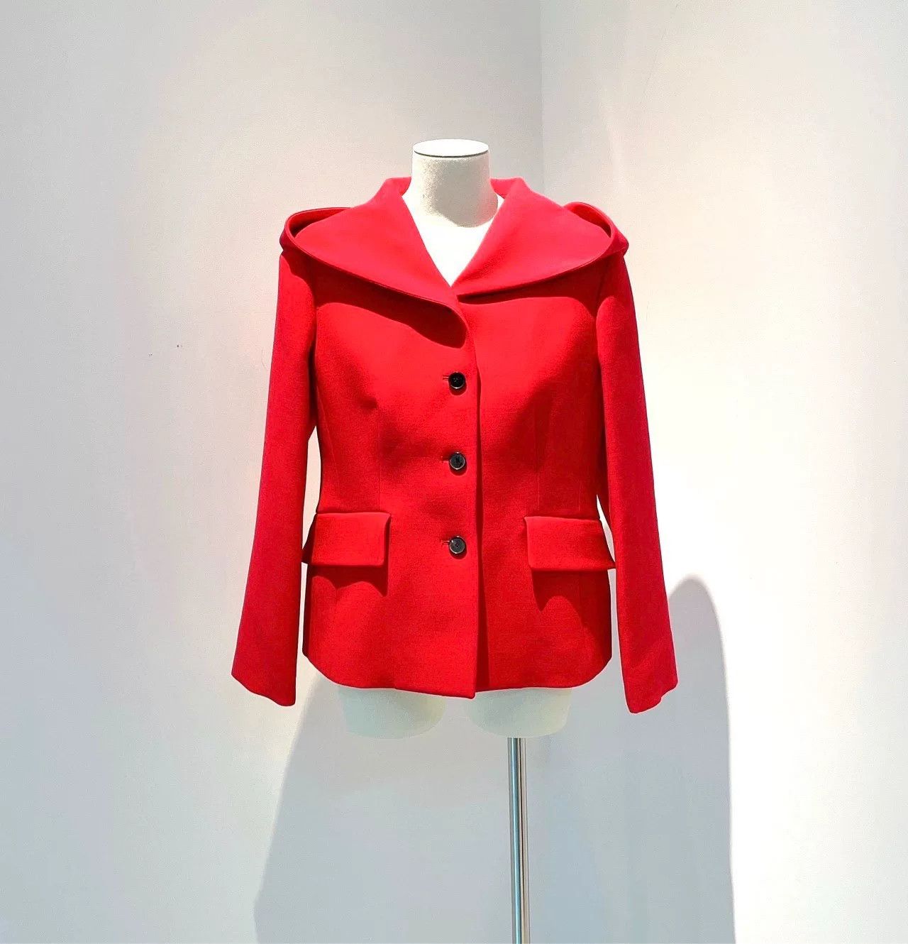 Dior Dior Red Single-Breasted Wool Hooded Coat Size XS / US 0-2 / IT 36-38 - 1 Thumbnail