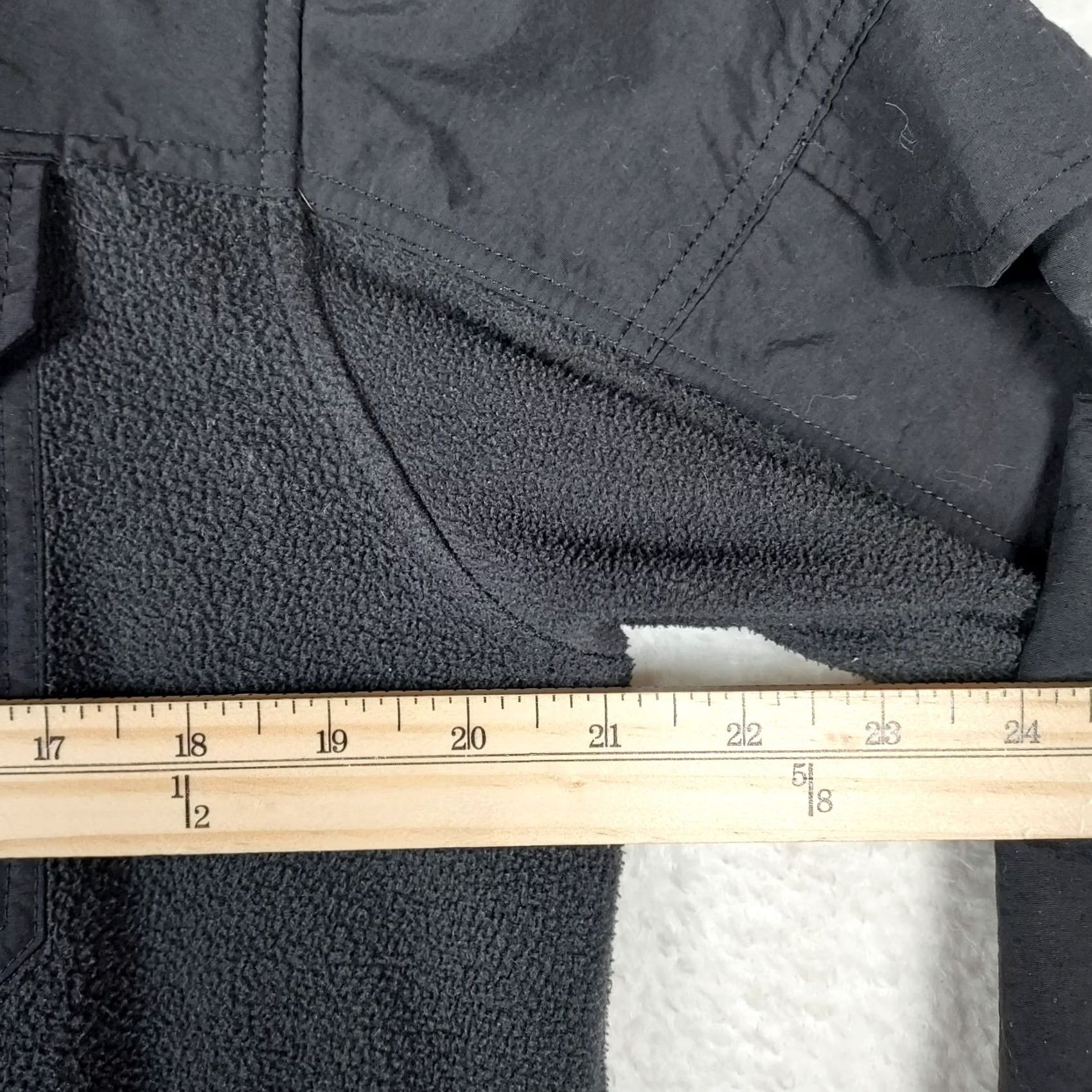 The North Face The North Face Fleece Jacket Mens Medium Black Full Zip Outdoor Pockets Regular Fit Men's Jacket Winter Fall Spring Size US M / EU 48-50 / 2 - 7 Thumbnail