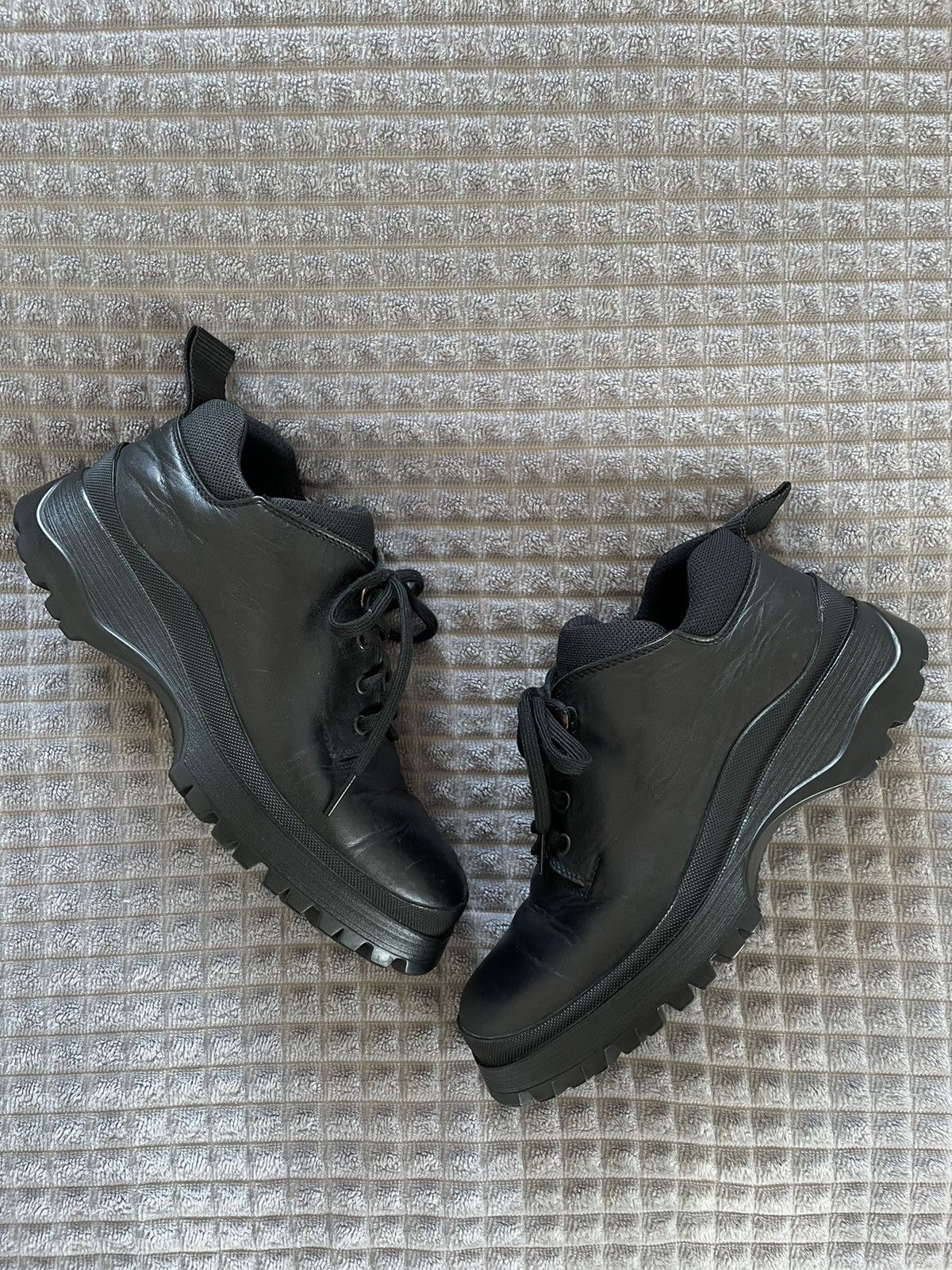 Prada Prada Vintage Linea Rossa Brixxen Low Boots Size 5,5UK Size US 6.5 / EU 39-40 - 1 Thumbnail