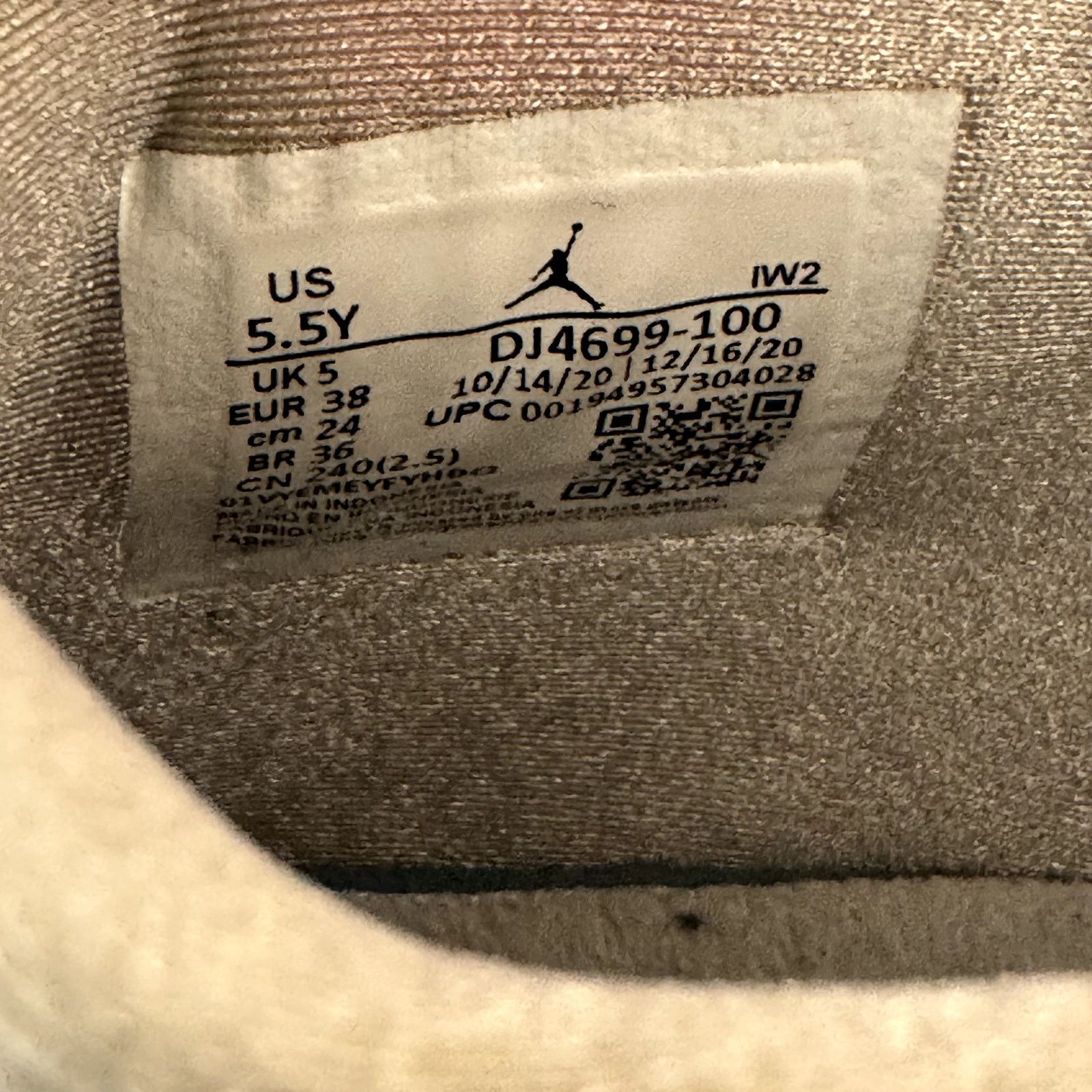 Jordan Brand × Nike Size 5.5 - Nike Air Jordan 4 Retro GS White Oreo 2021 Shoes Size US 5.5 / EU 38 - 8 Thumbnail