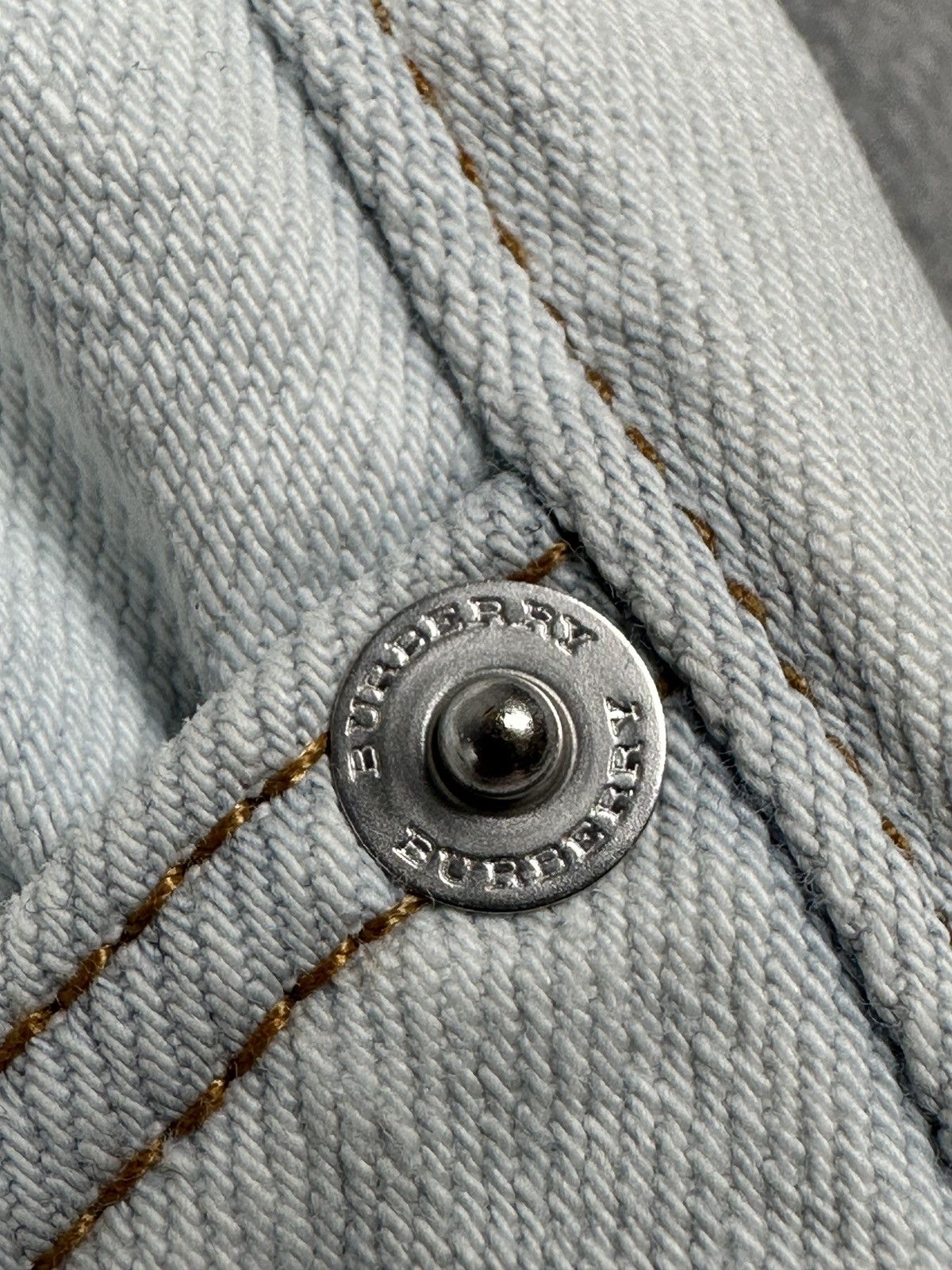 Burberry Burberry London England White Straight Selvedge Denim Jeans Size US 33 - 11 Thumbnail