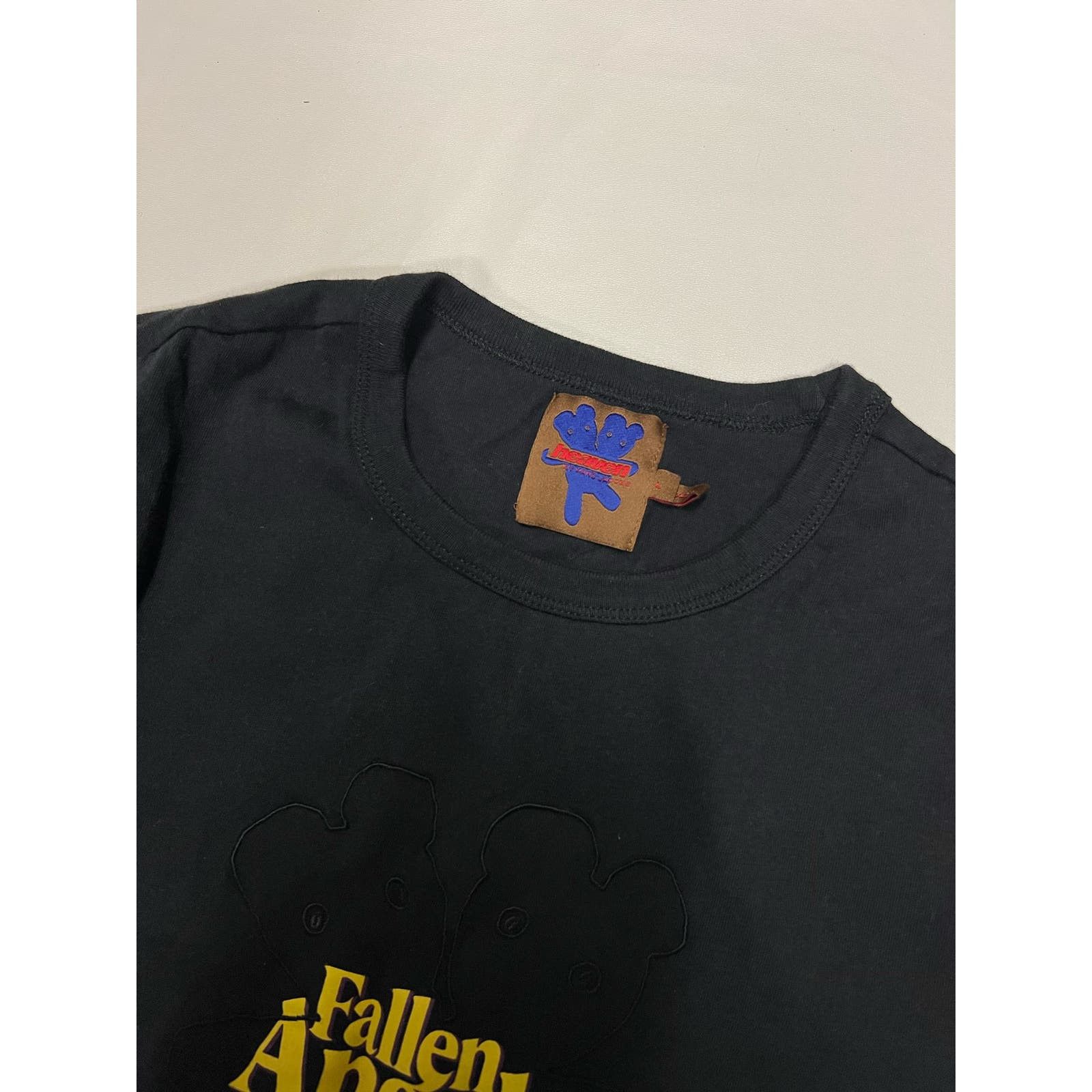 Heaven by Marc Jacobs Heaven by Marc Jacobs Fallen Angels Baby Tee Size L / US 10 / IT 46 - 2 Thumbnail