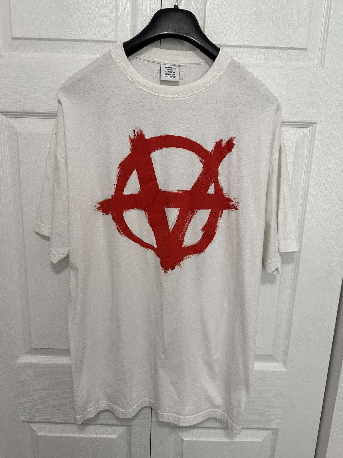 Vetements Vetements Anarchy T shirt | Grailed