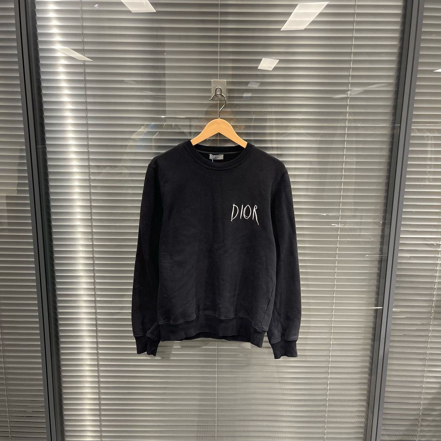 Dior Dior Script Embroidery Sweatshirt Size S Size US S / EU 44-46 / 1 - 1 Thumbnail