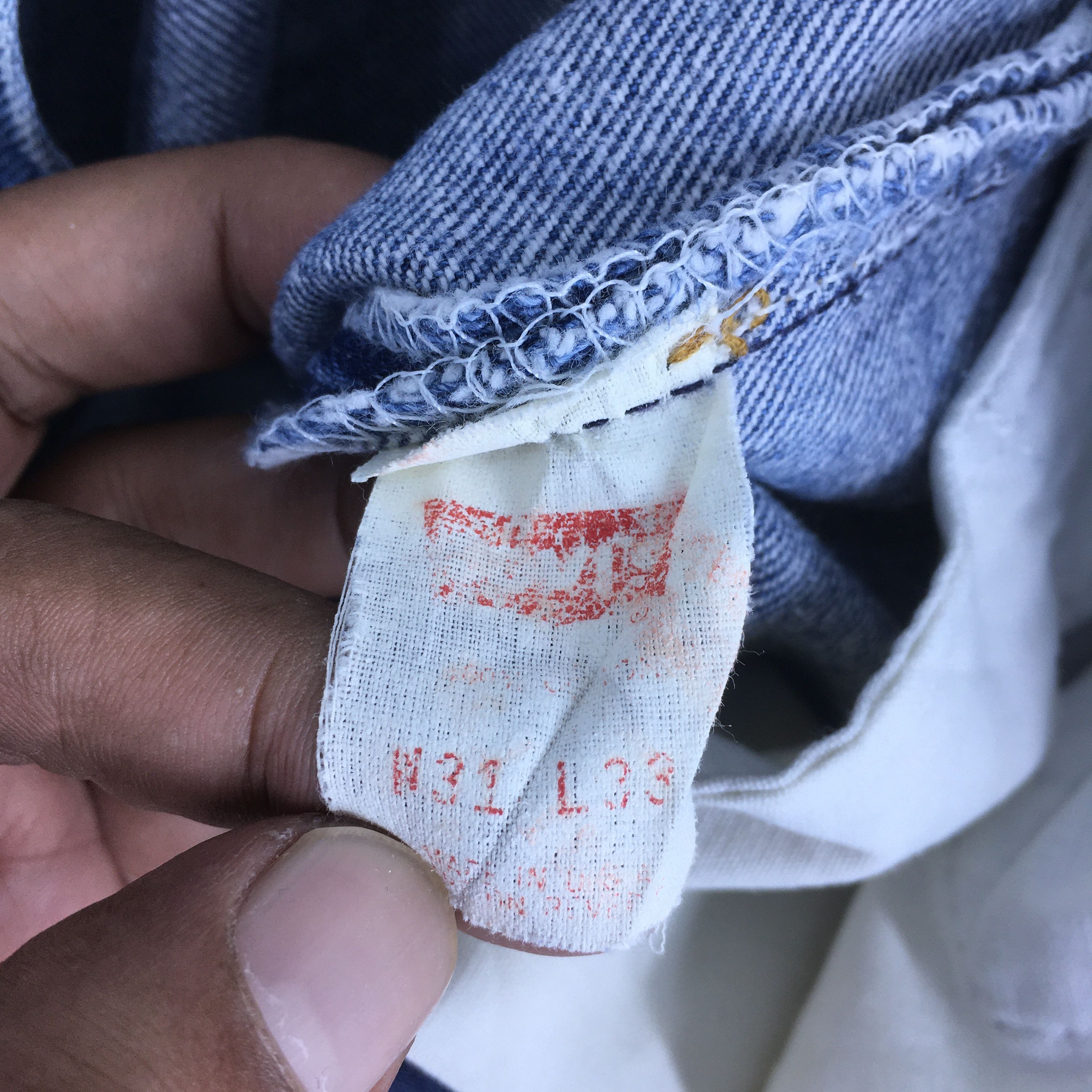 Levi's Size 28x29.5 Vintage 90s Levi's 501 Straight Leg Jeans S193 Size US 28 / EU 44 - 12 Thumbnail