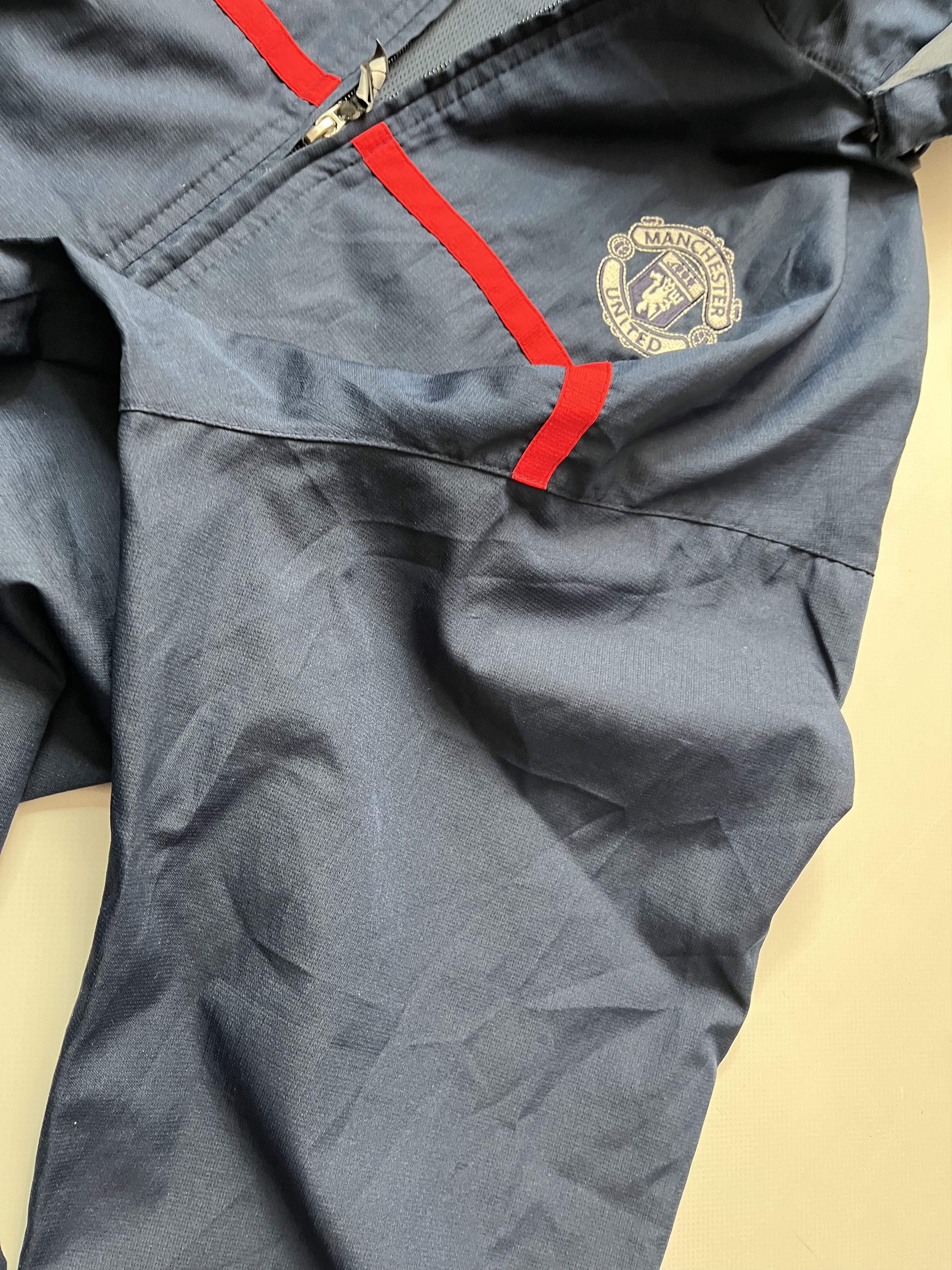 Nike Vintage Nike Manchester United Jacket Size US XL / EU 56 / 4 - 12 Thumbnail