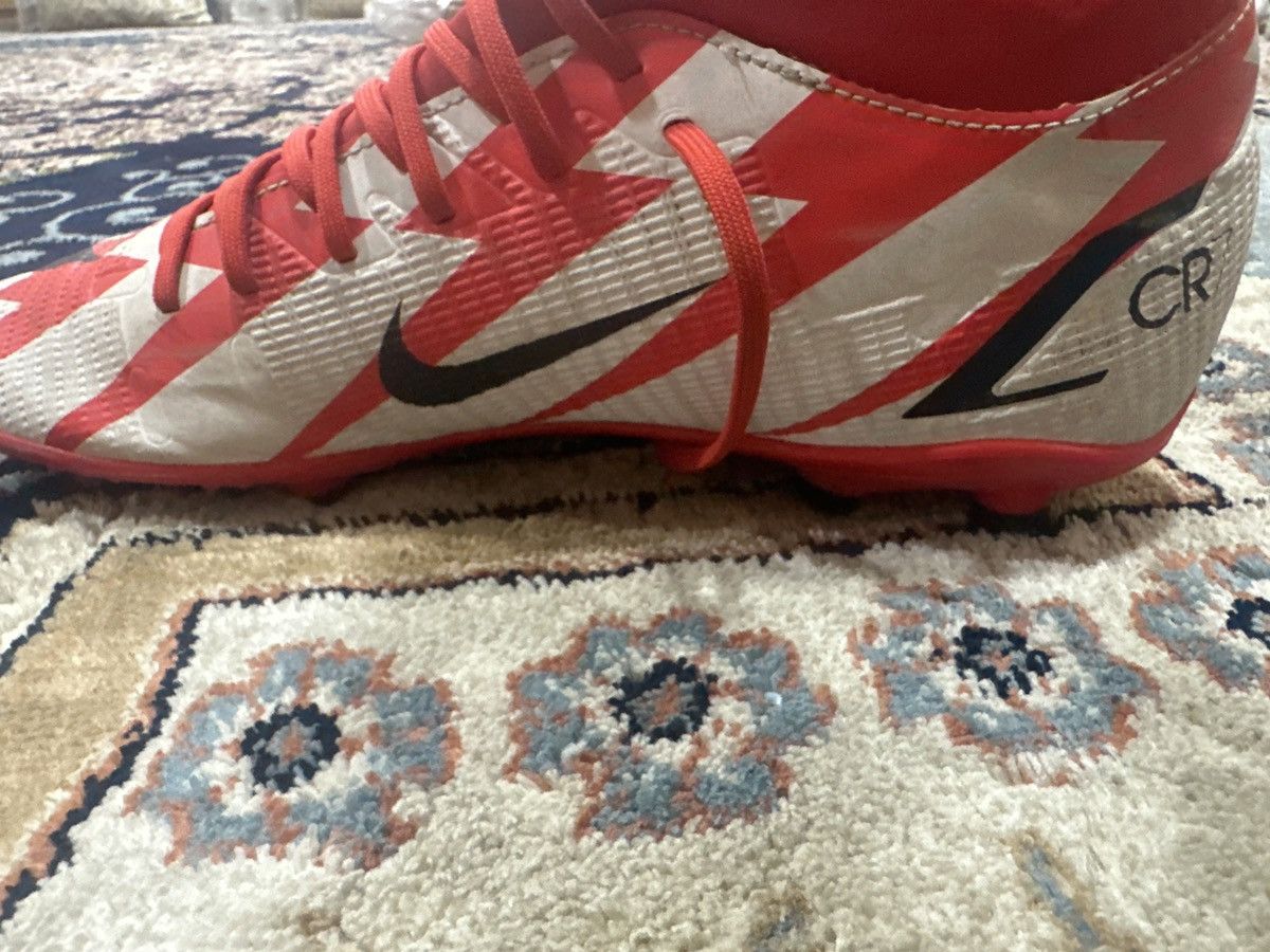 Nike Nike mercurial football shoes Size US 9 / EU 42 - 2 Thumbnail