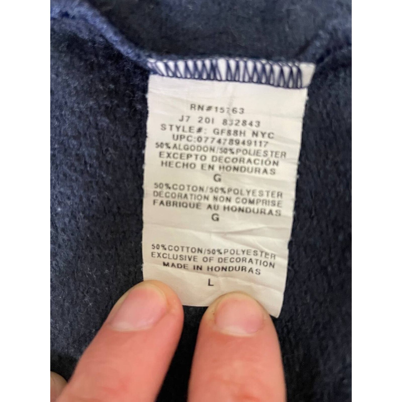 Champion Vintage Champion Navy Sweatshirt L Embroidered Pullover USA Size US L / EU 52-54 / 3 - 8 Thumbnail