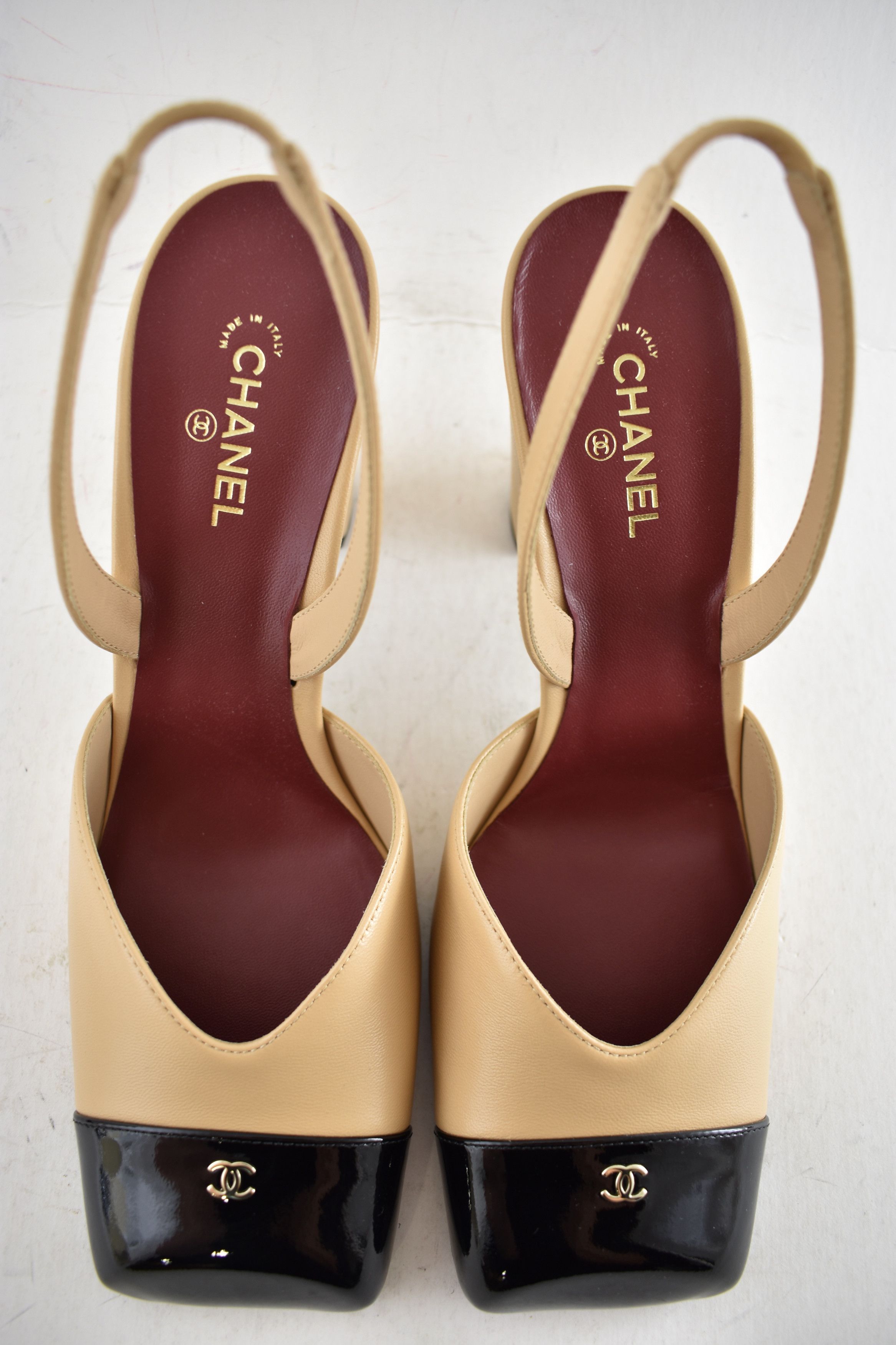 Chanel 26S Blazy Black Square Toe CC Slingback Block Heel Pump 38 Size US 8 / IT 38 - 12 Thumbnail