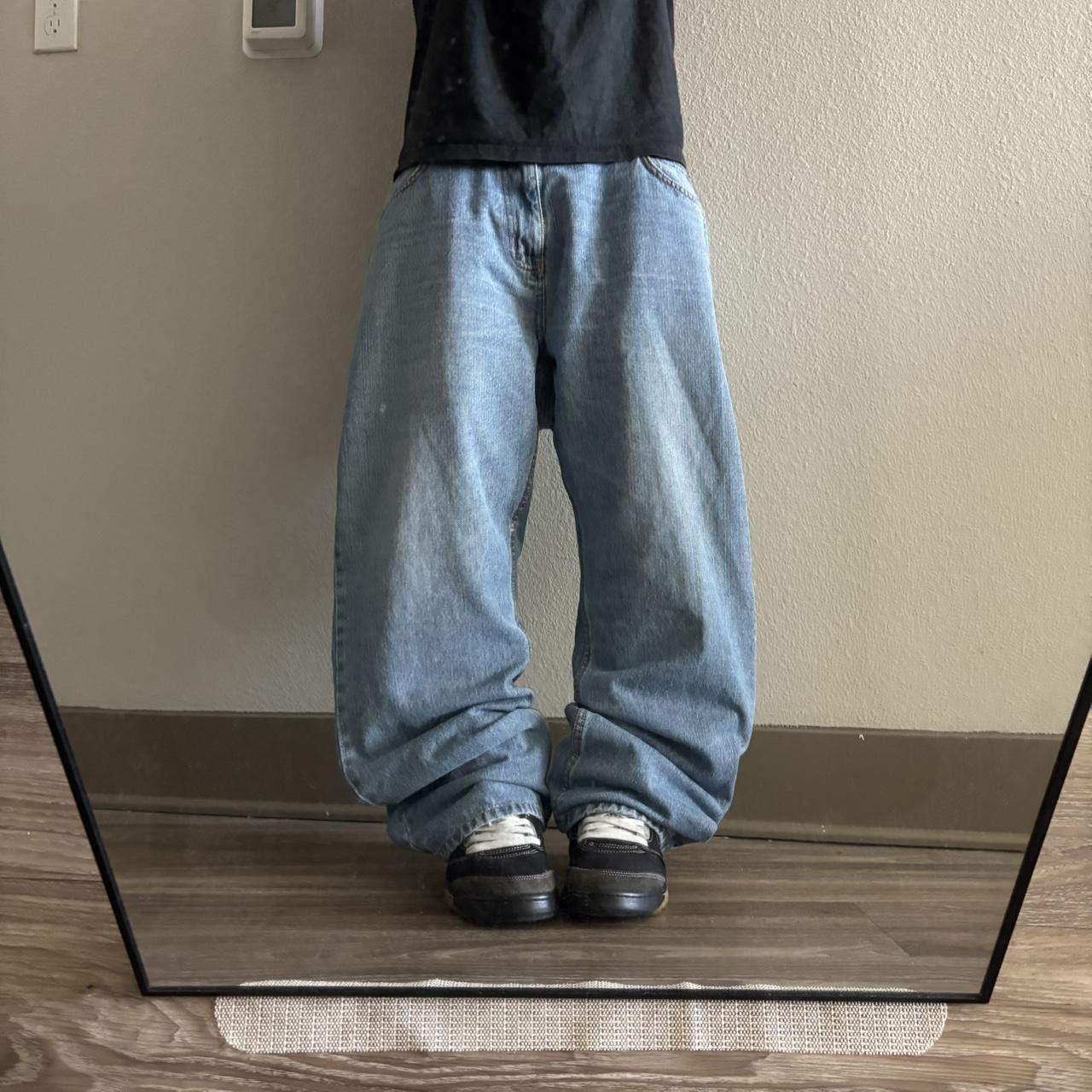 Japanese Brand Crazy Vintage Y2K/2000s Baggy Light Wash Skater Style Denim Jeans! 35x30 Size US 35 - 1 Thumbnail