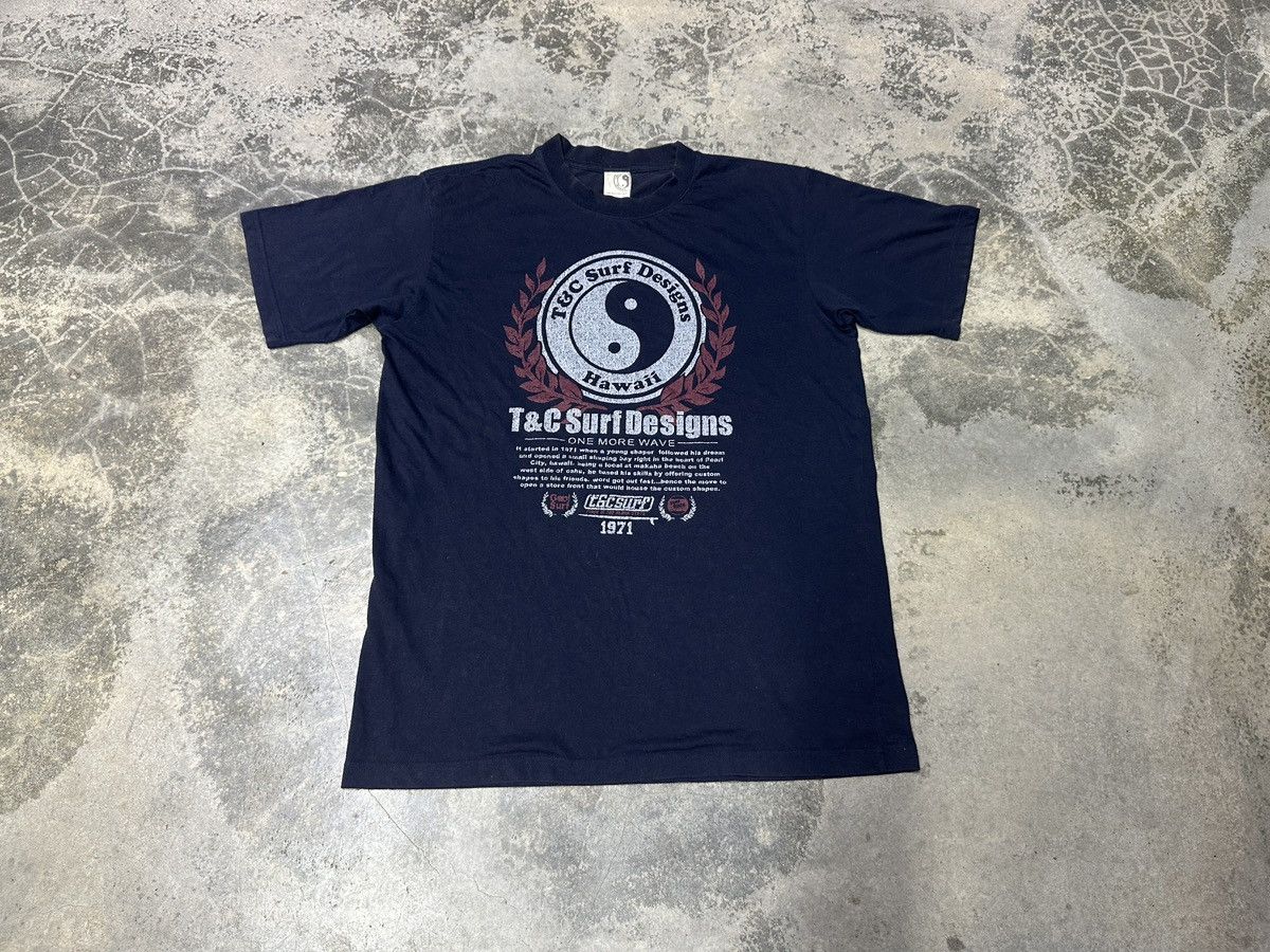 Sun Faded🔥 Vintage y2k T&C Surf Hawaii Tshirt