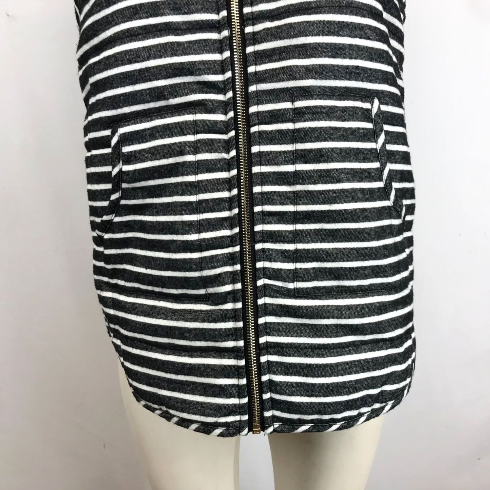 Vintage WOMENS SMALL MUD PIE BLACK WHITE STRIPED FULL ZIP VEST Size S / US 4 / IT 40 - 3 Thumbnail