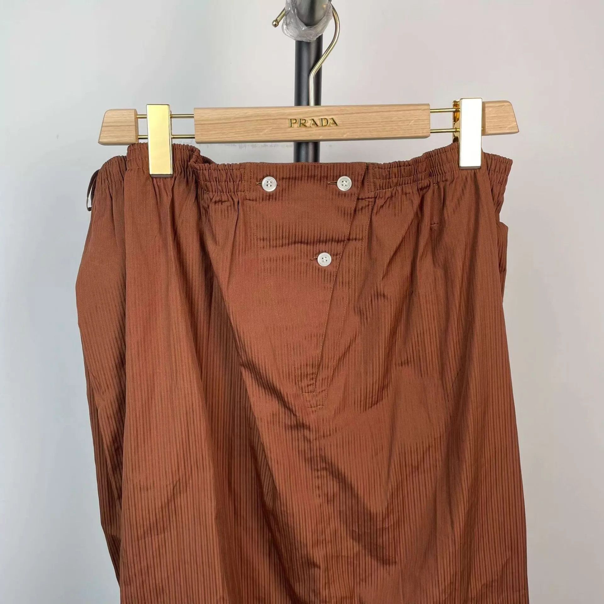 Prada Prada 98 New SS25 Brown Women's Skirt Size 26" / US 2 / IT 38 - 3 Thumbnail