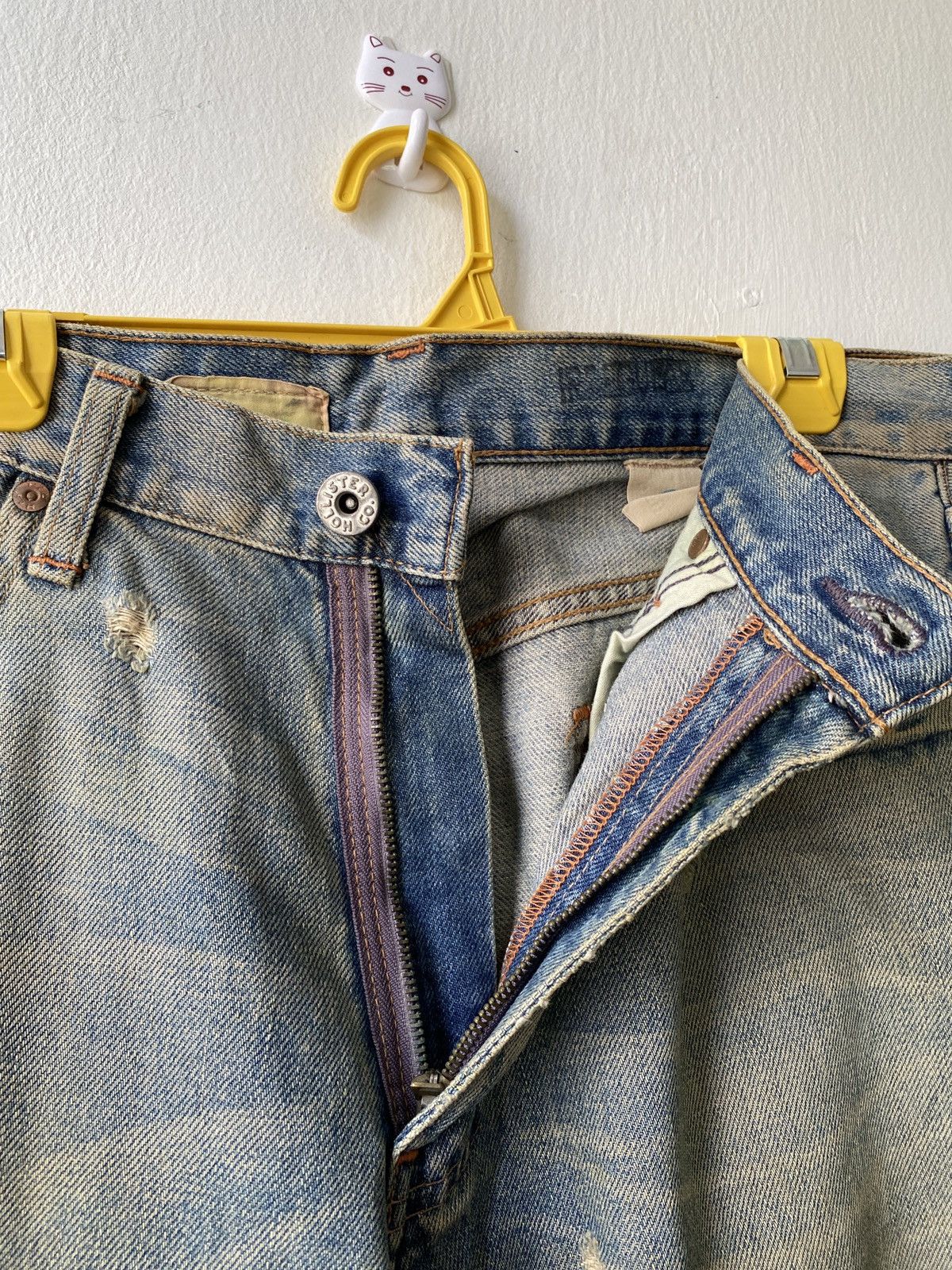 Hollister × Japanese Brand Hollister Co X Louis Vuitton MLB Distressed Denim Size US 33 - 9 Thumbnail