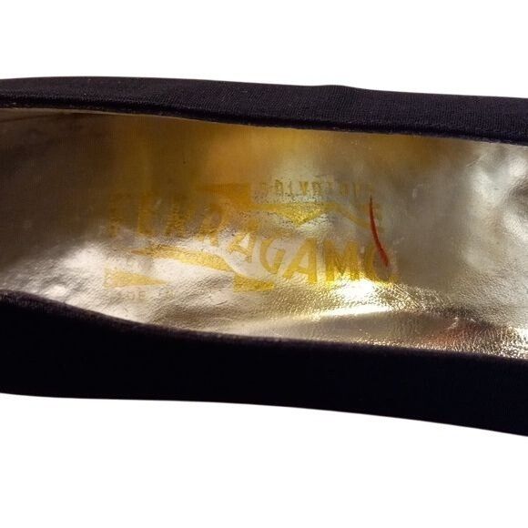 Salvatore Ferragamo Salvatore Ferragamo Leather Sole Pointed Toe Kitten Heels Pu Size US 8.5 / IT 38.5 - 7 Thumbnail