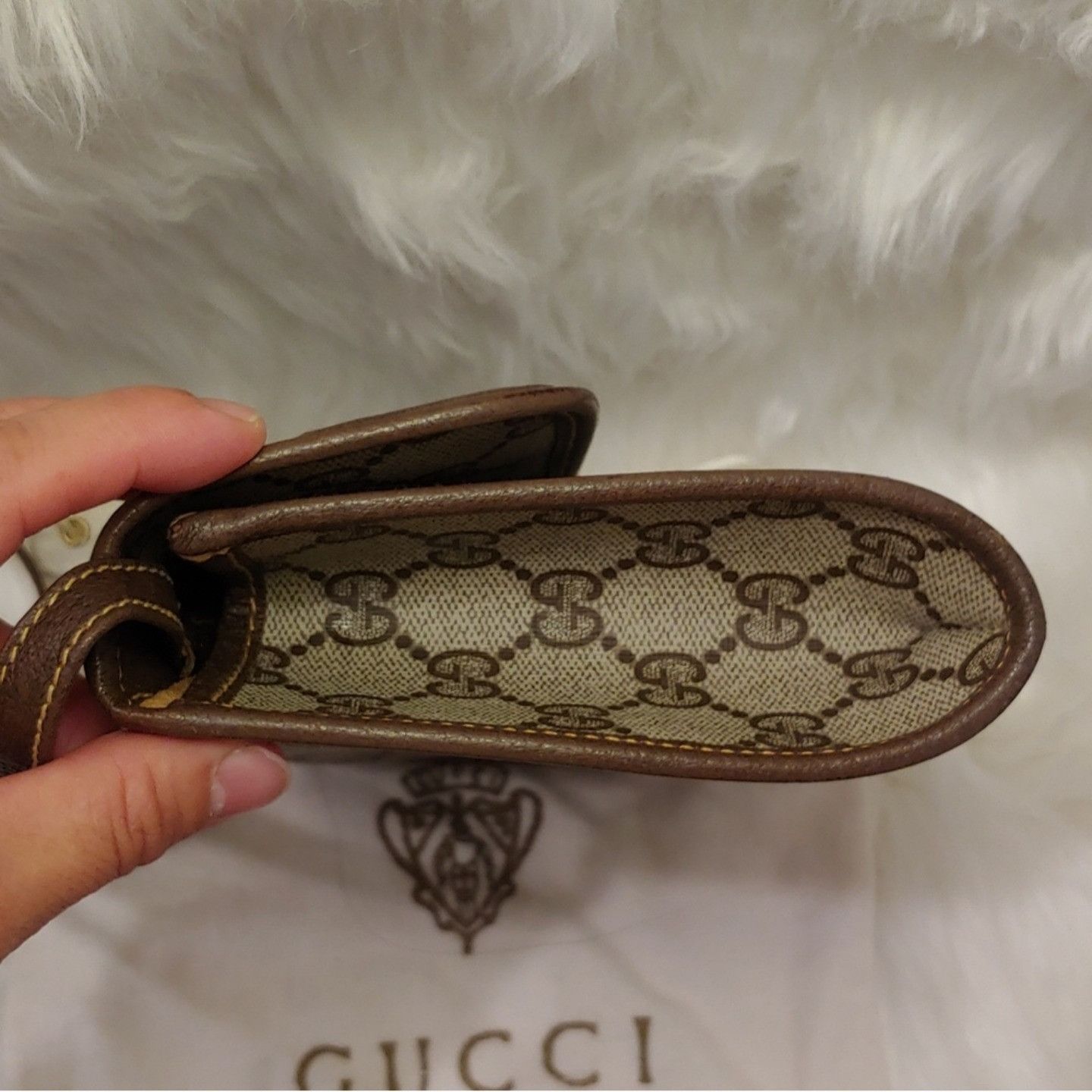 Gucci Vintage Gucci Interlocking GG Monogram Supreme Clutch Size ONE SIZE - 5 Thumbnail