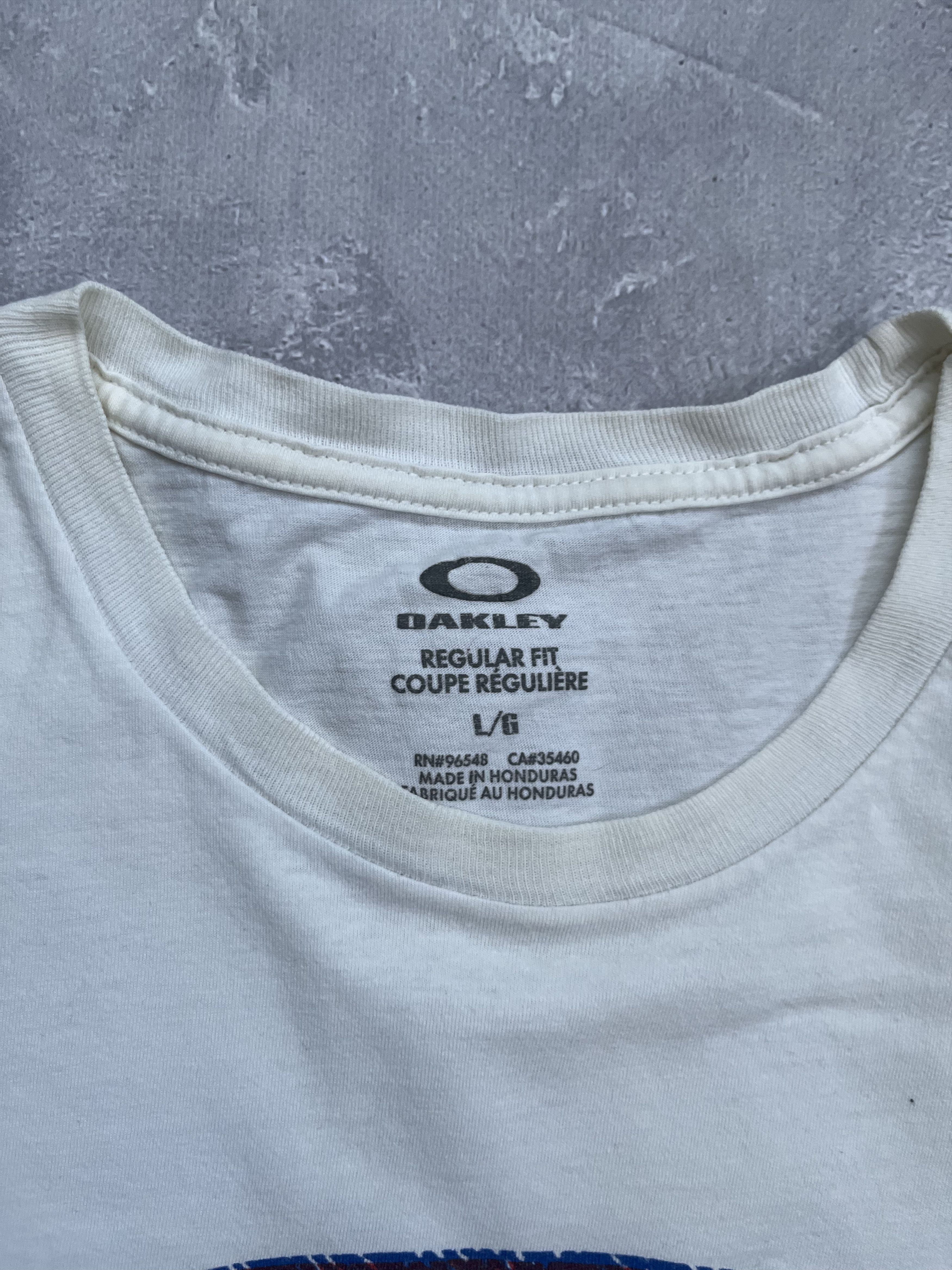 Oakley Oakley 3D Logo White Logo T-Shirt Regular Fit Size Large Size US L / EU 52-54 / 3 - 4 Thumbnail