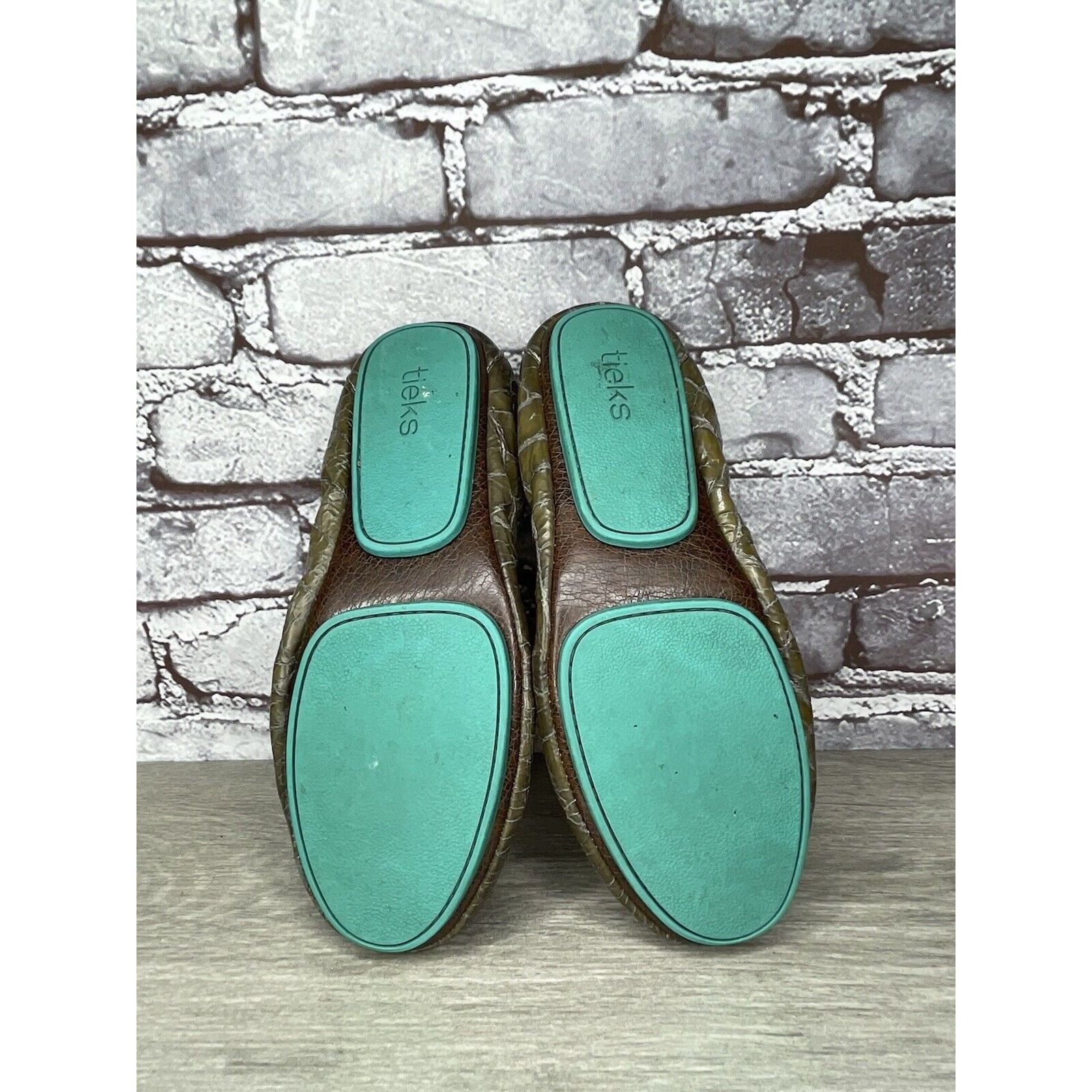 Other Tieks Green Grey Leather Croc Patent Leather Ballet Flats Sh Size US 7 / IT 37 - 17 Thumbnail
