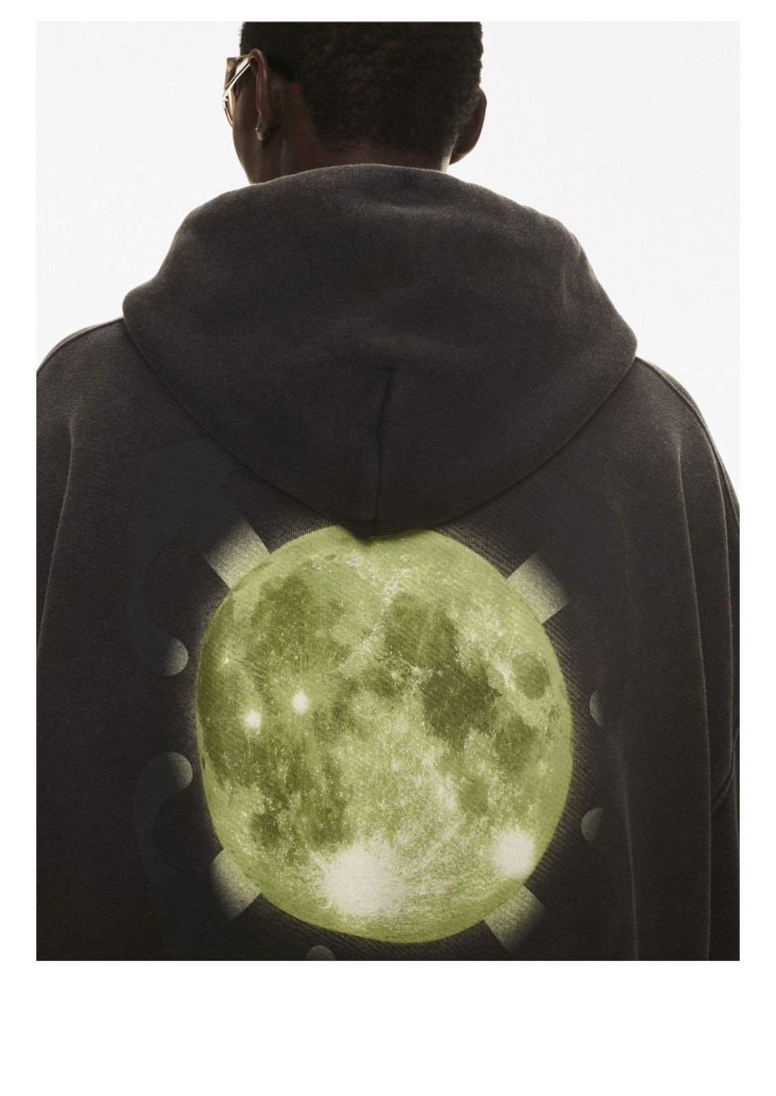 Off-White 900$ off-white super moon hoodie Size US L / EU 52-54 / 3 - 4 Thumbnail
