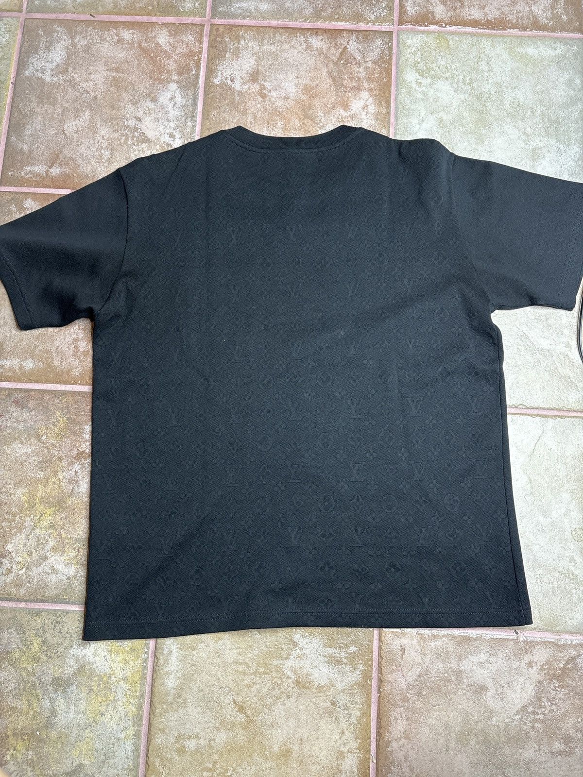 Louis Vuitton Louis Vuitton black monogram T Size US XL / EU 56 / 4 - 1 Thumbnail
