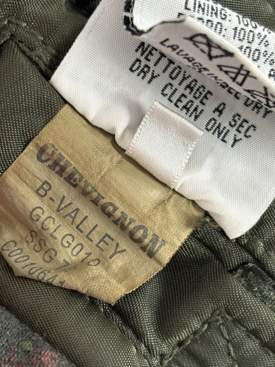 Chevignon 1990s Chevignon Military Aviator Fur Bomber Jacket Size S / US 4 / IT 40 - 13 Thumbnail