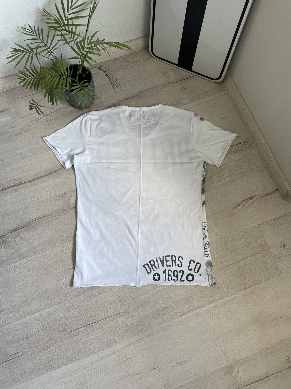 If Six Was Nine Y2k Amazing Key Largo Drivers Tee Like Ed Hardy Streetwear Size US L / EU 52-54 / 3 - 2 Thumbnail