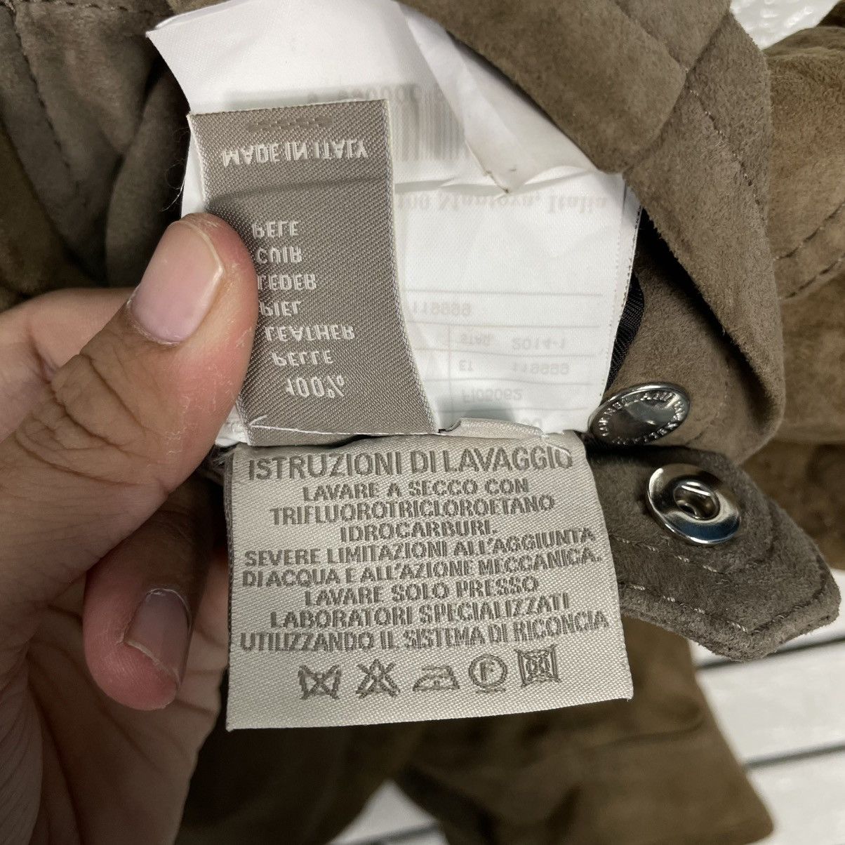 Corneliani Corneliani Multipocket Suede Leather Jacket Made In Italy Size US M / EU 48-50 / 2 - 19 Thumbnail
