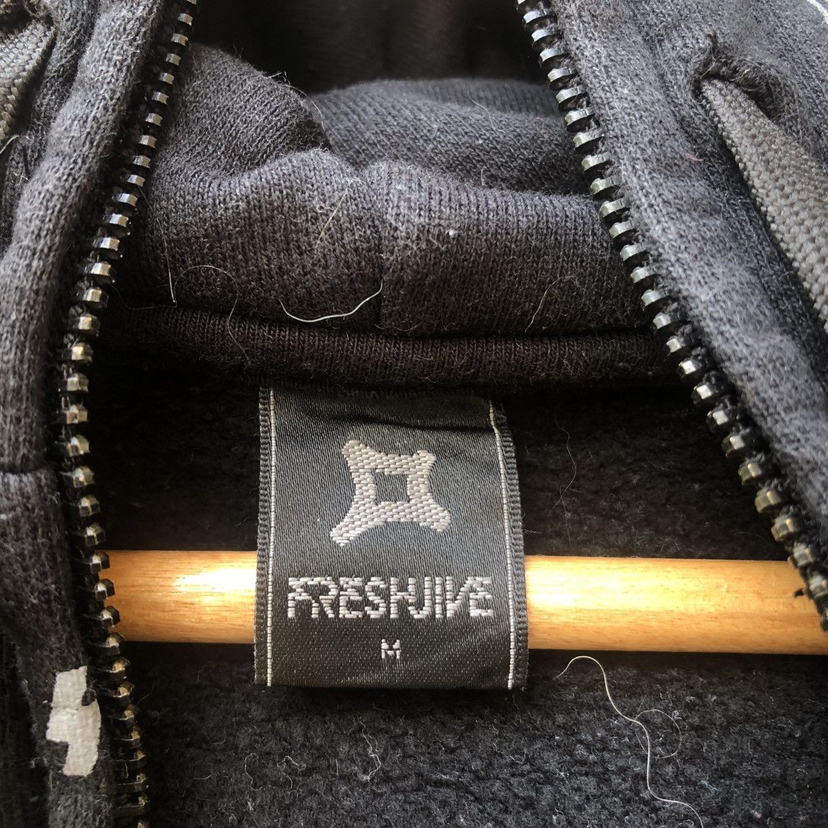 Freshjive Vintage Freshjive Full Zipper Hoodie Size US M / EU 48-50 / 2 - 5 Thumbnail