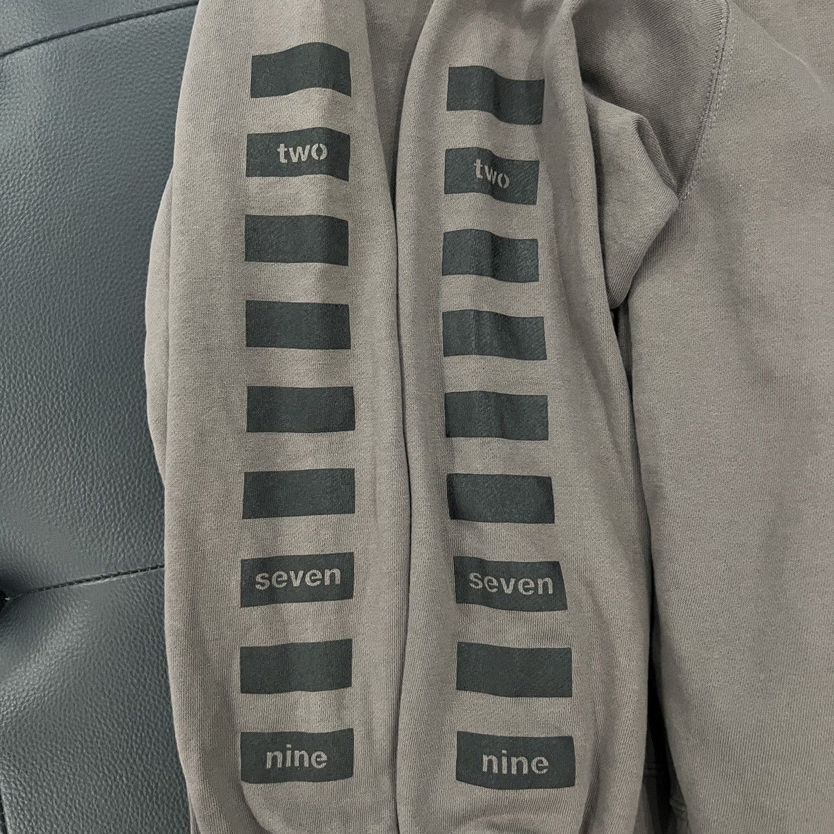 Number (N)ine Number (N)ine “LIVE” Hoodie Size US S / EU 44-46 / 1 - 8 Thumbnail
