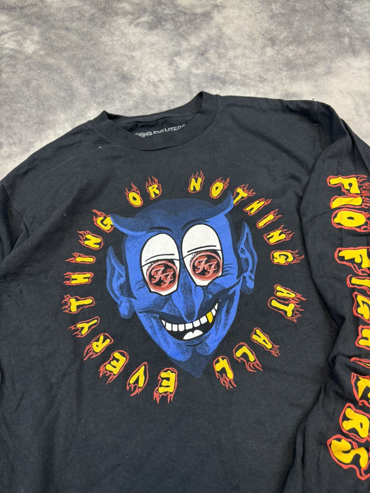Band Tees Foo Fighters Longsleeve Band Rock Metal Graphic Devil Opium Size US M / EU 48-50 / 2 - 2 Thumbnail