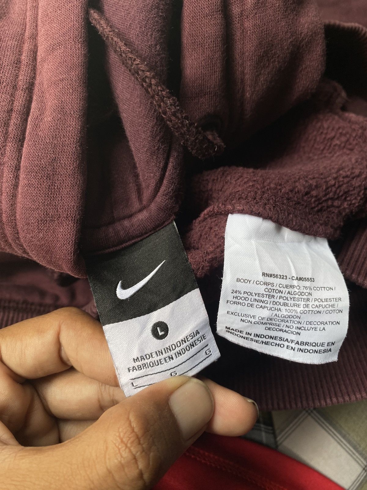 Nike × Vintage Vintage Nike Hoodie Spell Out Size US L / EU 52-54 / 3 - 8 Thumbnail