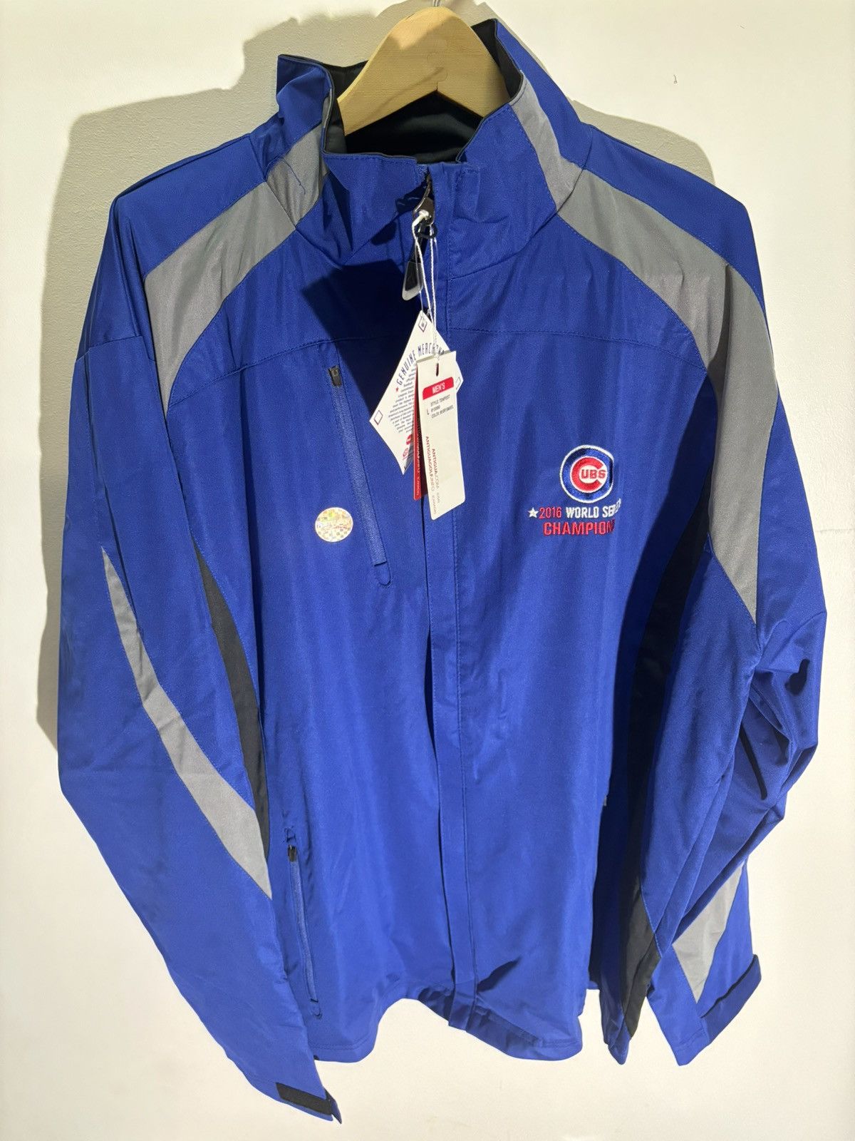 MLB Cubs World Championship Jacket (size L) Size US L / EU 52-54 / 3 - 1 Thumbnail