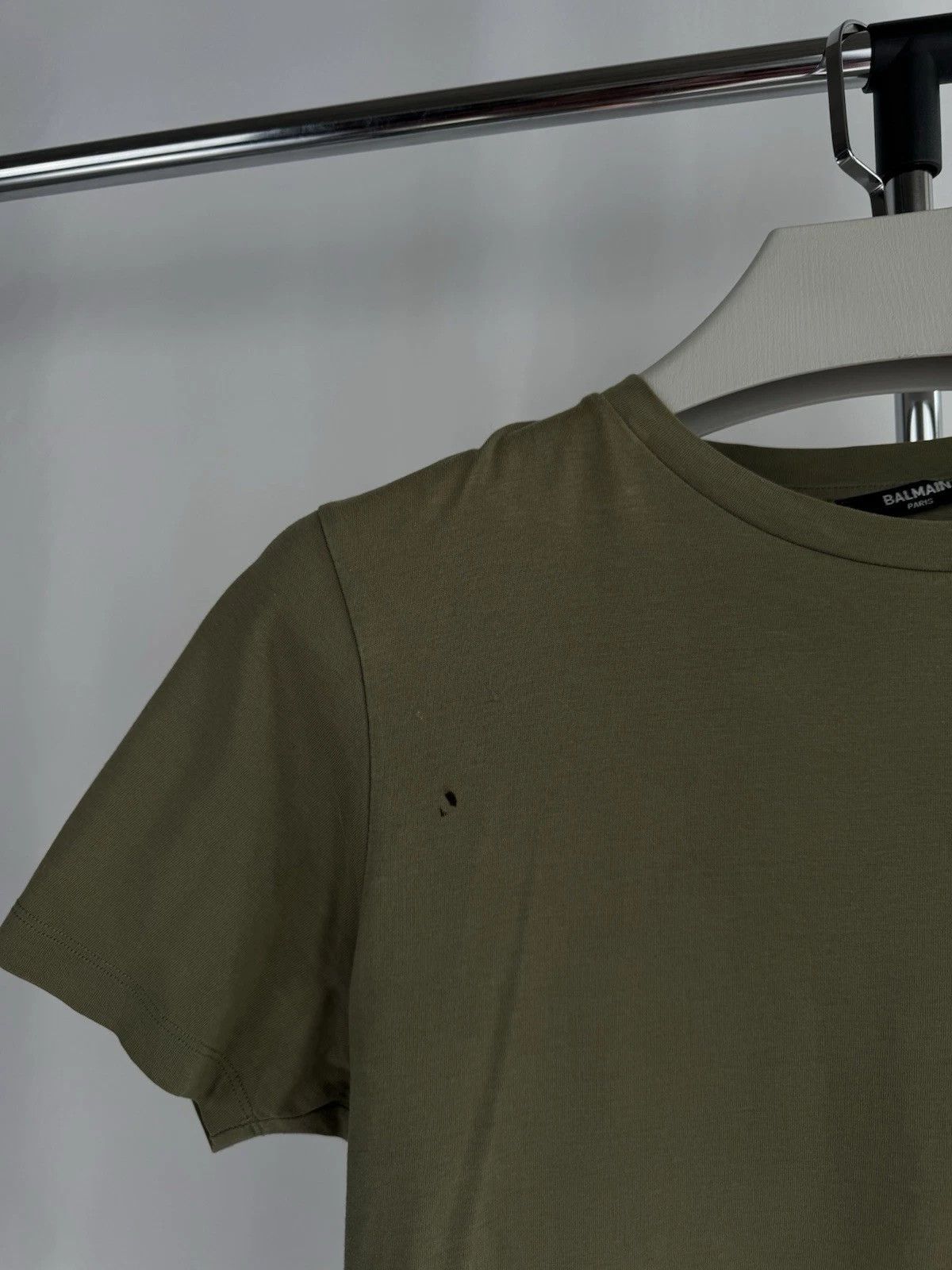 Balmain BALMAIN Paris Men's T-Shirt Distressed Green size:M RARE Size US M / EU 48-50 / 2 - 7 Thumbnail