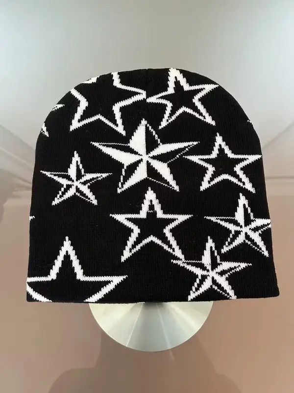 Japanese Brand Y2K Star Beanie (black+white) Size ONE SIZE - 1 Thumbnail