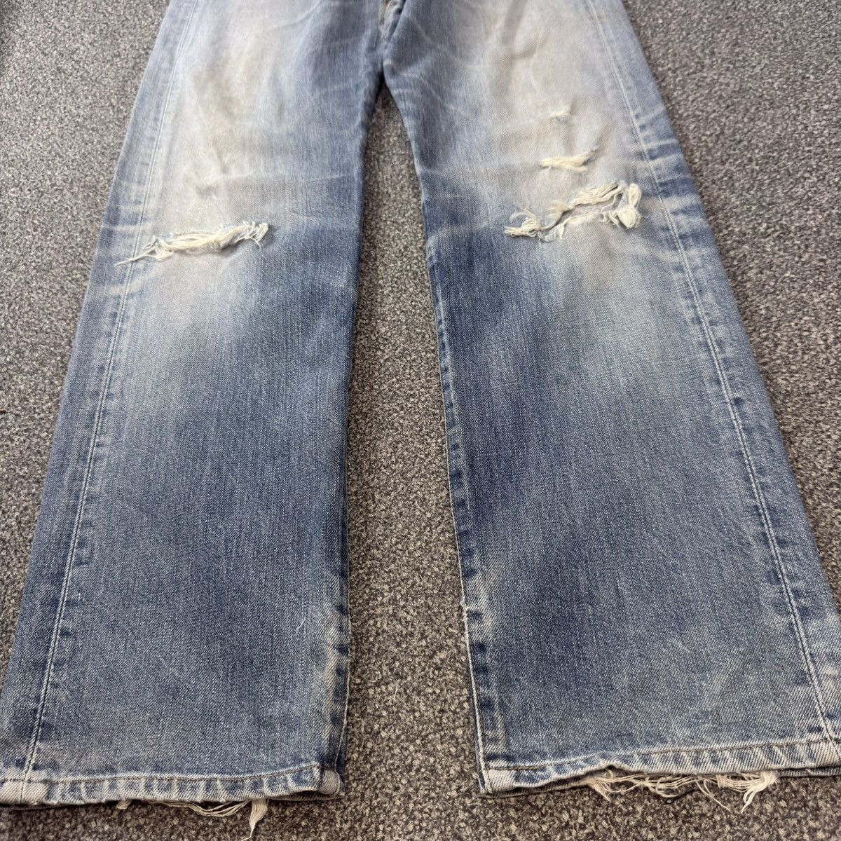 Edwin Vintage 90s Distressed Heavy Faded Wash Japanese Denim Jeans Size US 29 - 7 Thumbnail