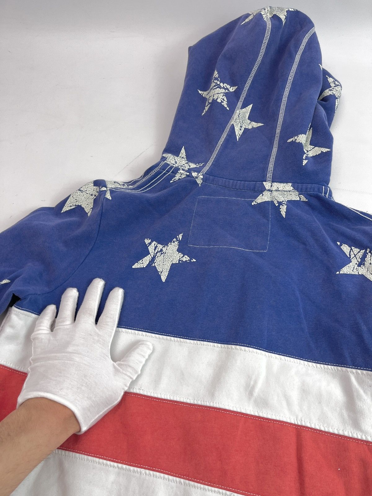 True Religion Vintage Rare True Religion USA Flag Printed Hoodie Size US S / EU 44-46 / 1 - 5 Thumbnail
