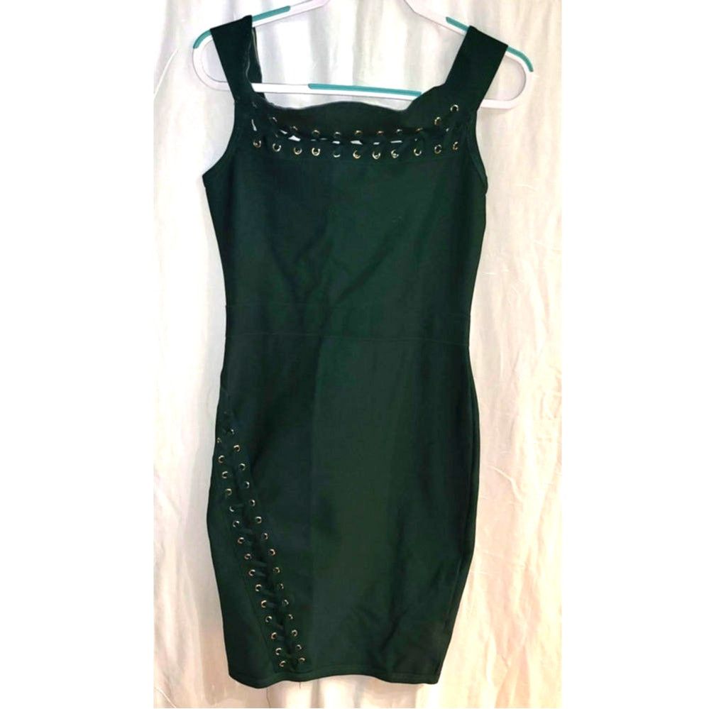 Other Fashion Nova Green OffShoulder Bandage Bodycon Dress Size XL Size XL / US 12-14 / IT 48-50 - 1 Thumbnail
