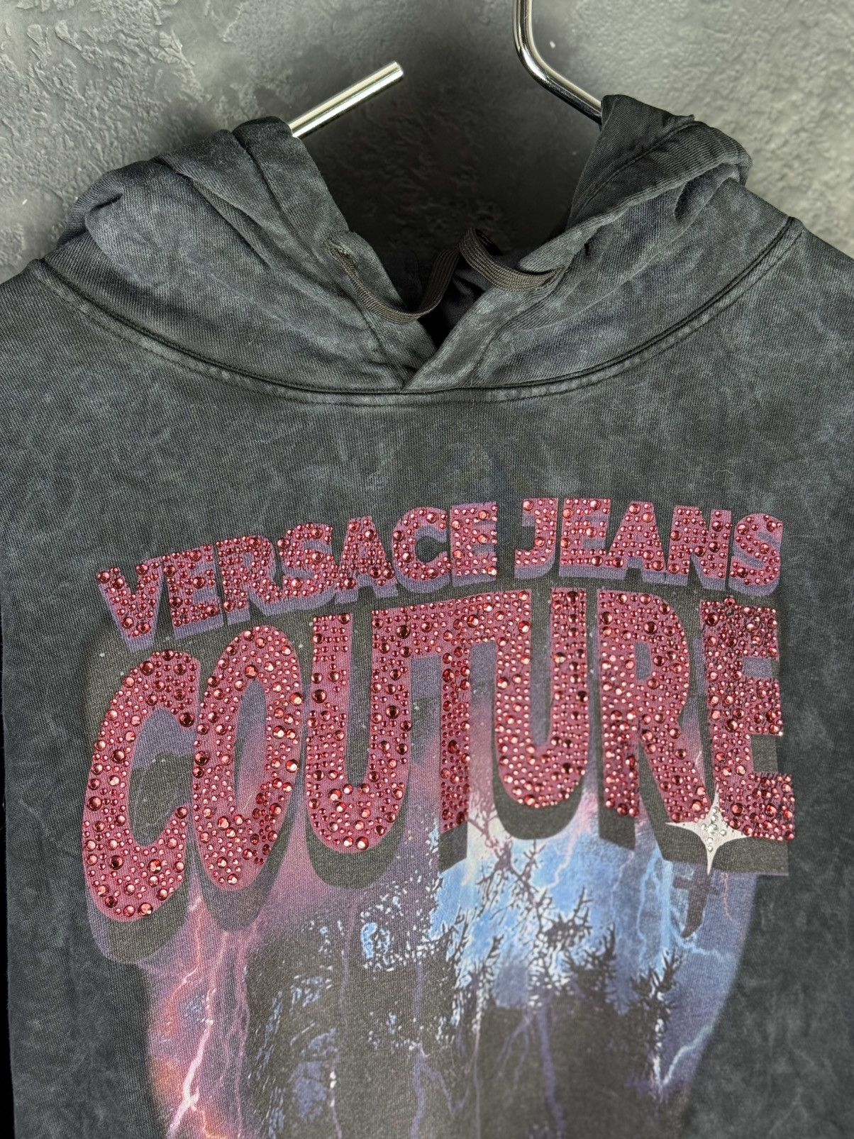 Versace Jeans Couture Versace Jeans Couture Women’s Graphic-Print Oversized Hoodie Size US S / EU 44-46 / 1 - 5 Thumbnail